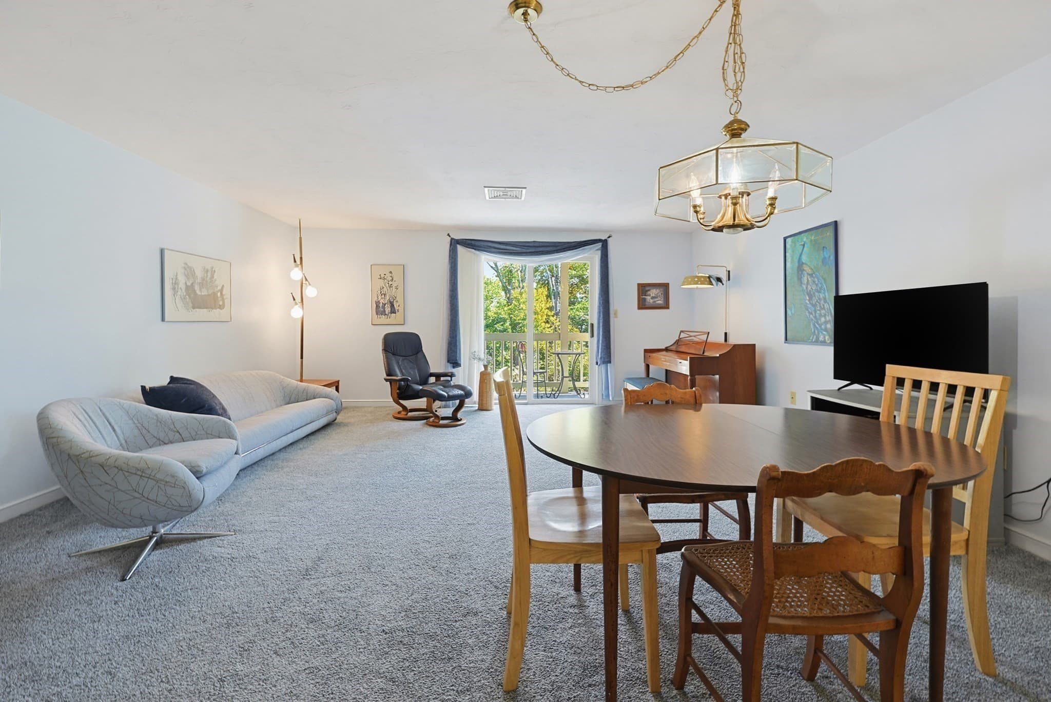 Condominium at 47 Rose Ct # 47, Norwood MA 02062, Norwood, photo 4 of 33