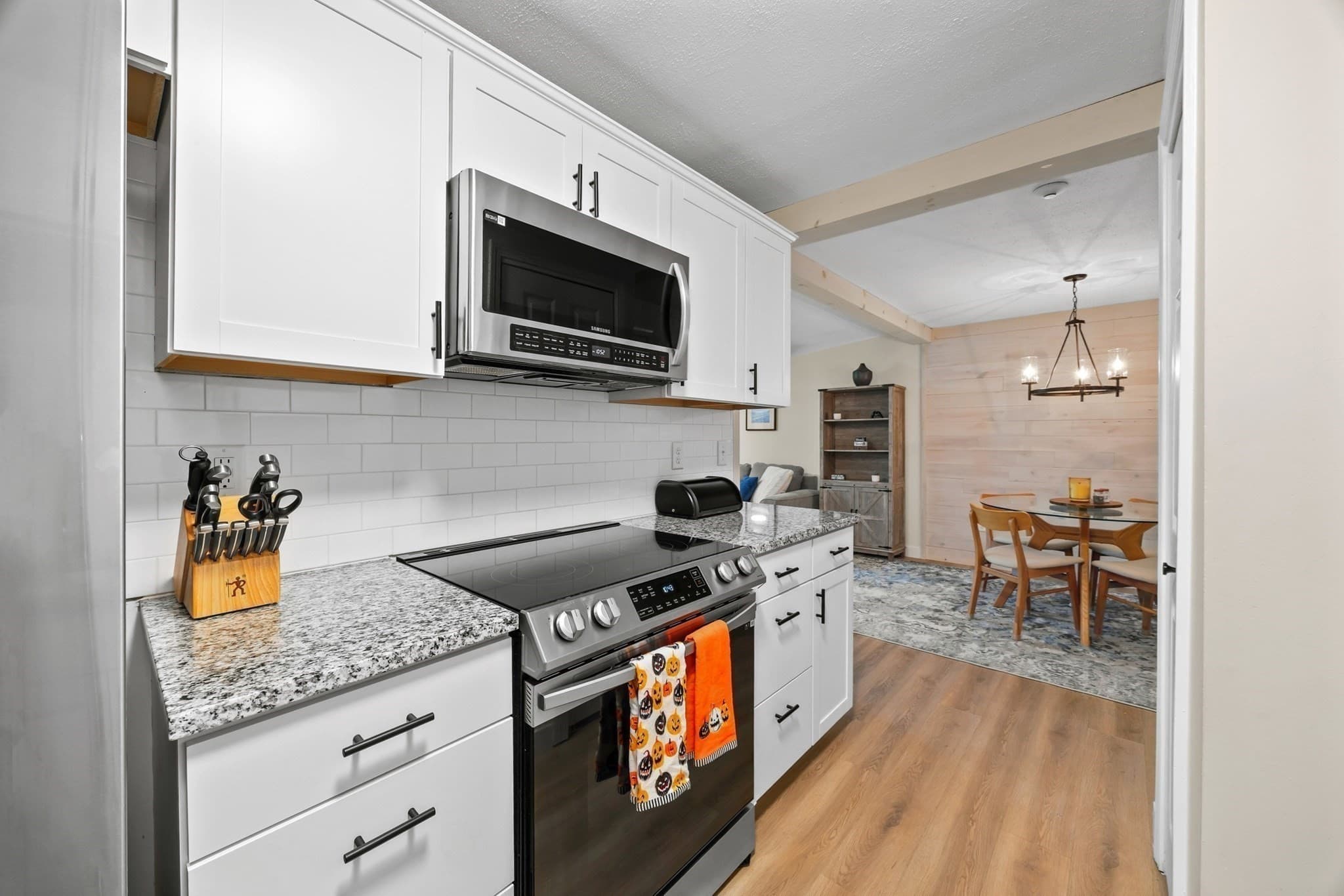Condominium at 171 Heritage Dr # 171, Northbridge MA 01588, Northbridge, photo 9 of 33