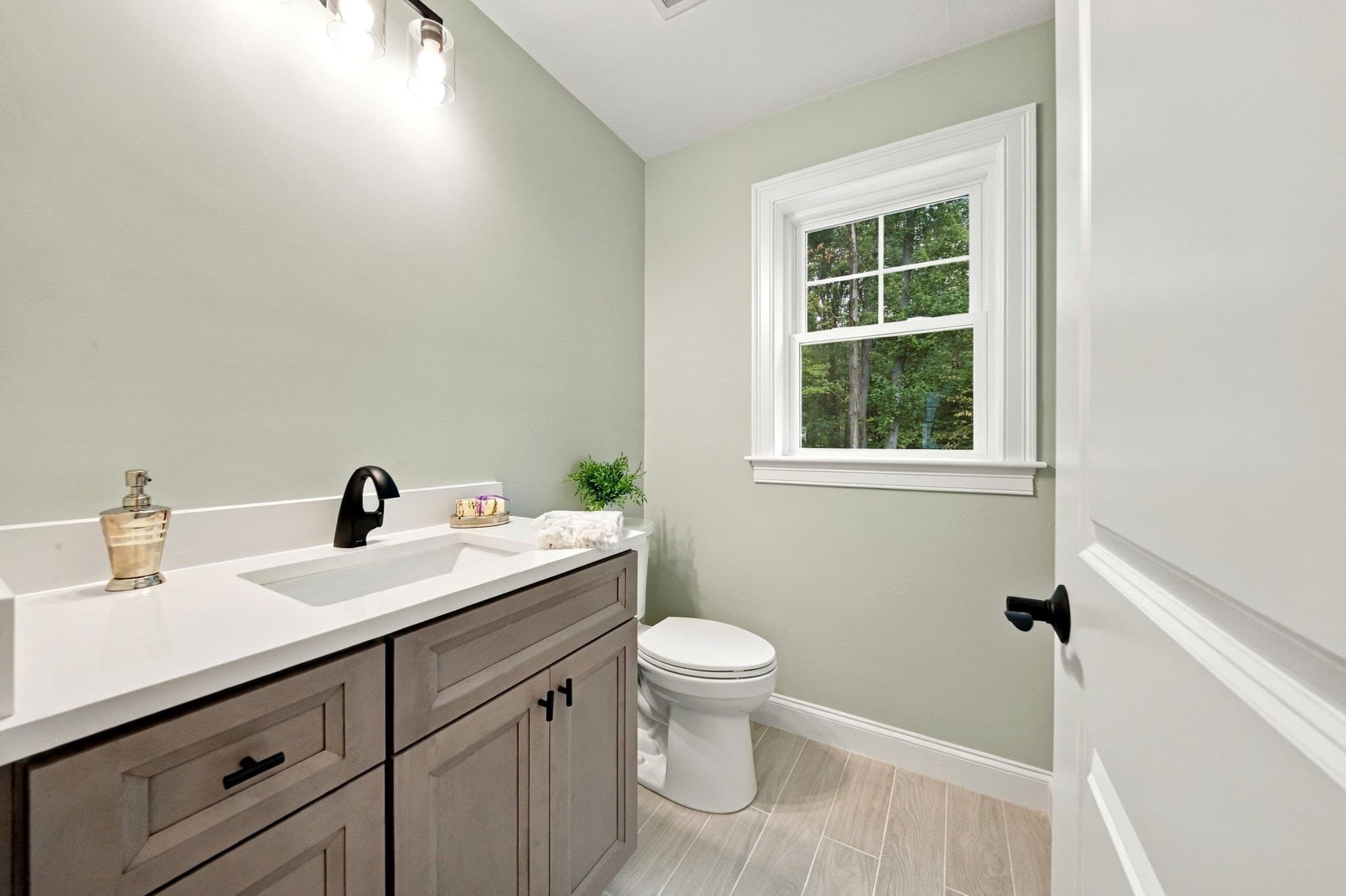 Single Family Residence at 81 Sherrick Ave., Holbrook MA 02343, Holbrook, photo 23 of 35