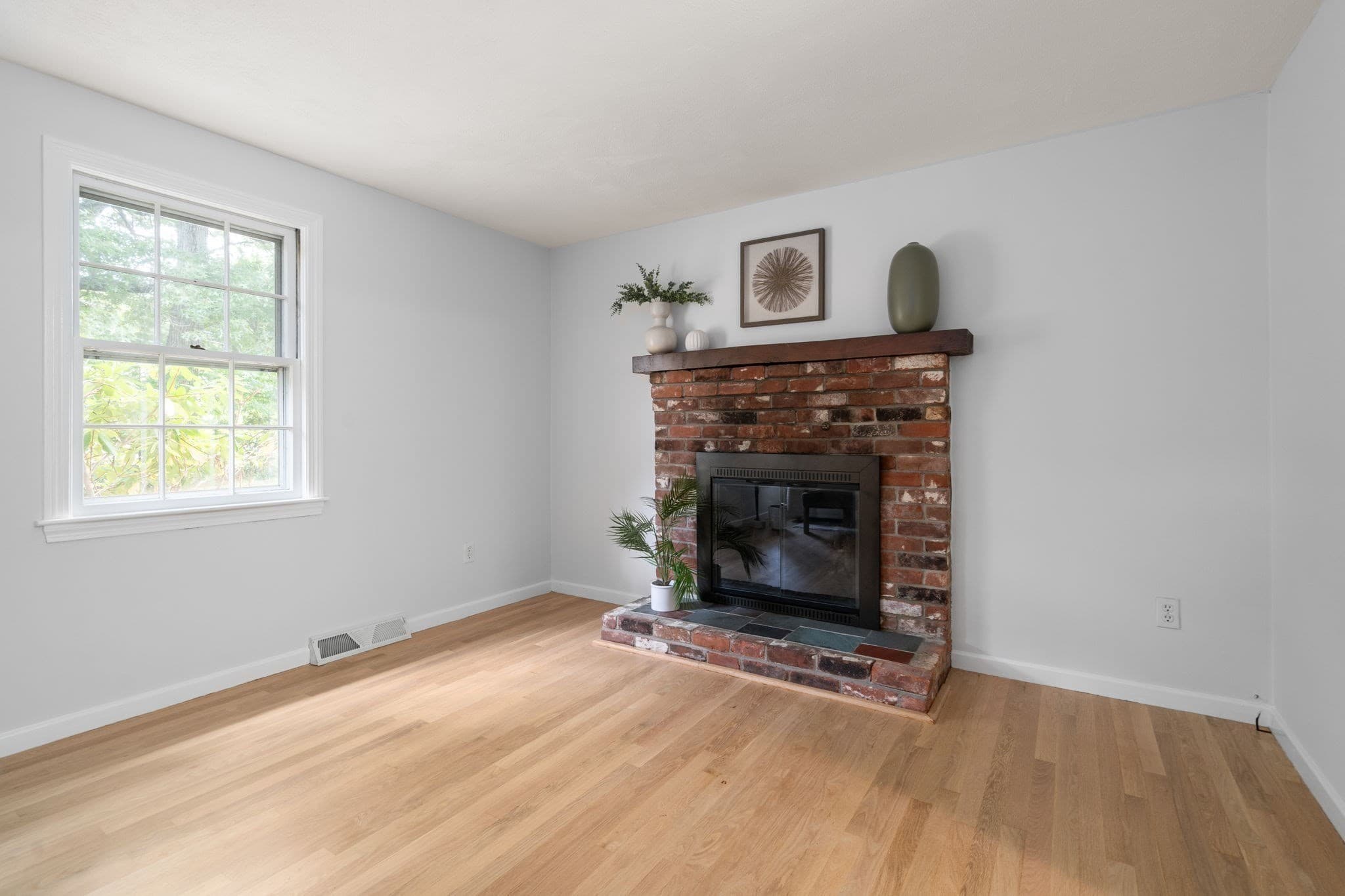 Single Family Residence at 201 Ames Street, Sharon MA 02067, Sharon, photo 4 of 28