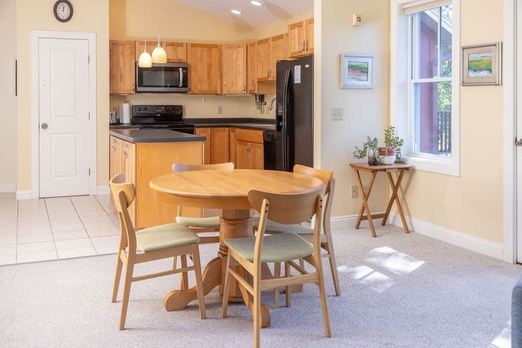 Condominium at 26 Myers Farm Lane # 26, Greenfield MA 01301, Greenfield, photo 3 of 38