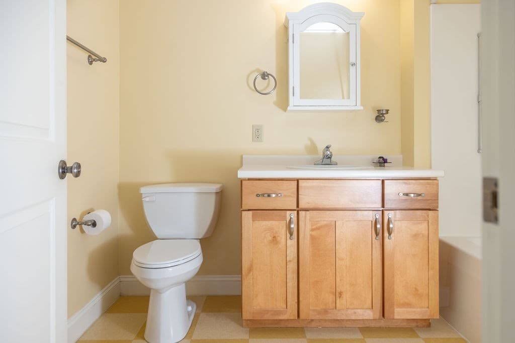 Condominium at 26 Myers Farm Lane # 26, Greenfield MA 01301, Greenfield, photo 21 of 38