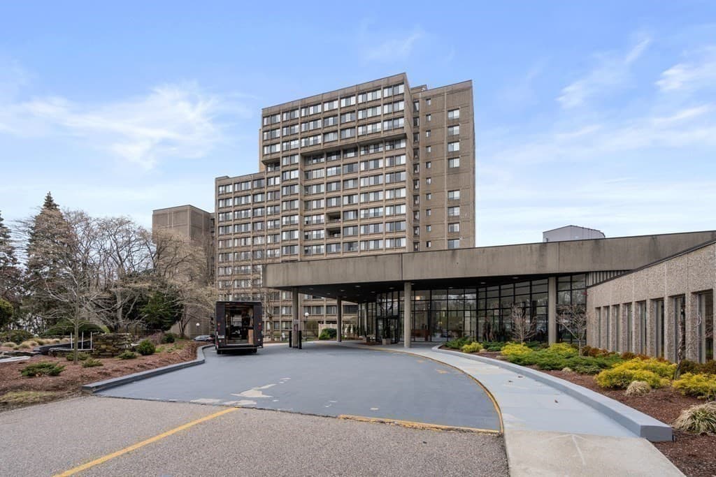 Condominium at 250 Hammond Pond Parkway # 1611N, Newton MA 02467, Newton, photo 22 of 22