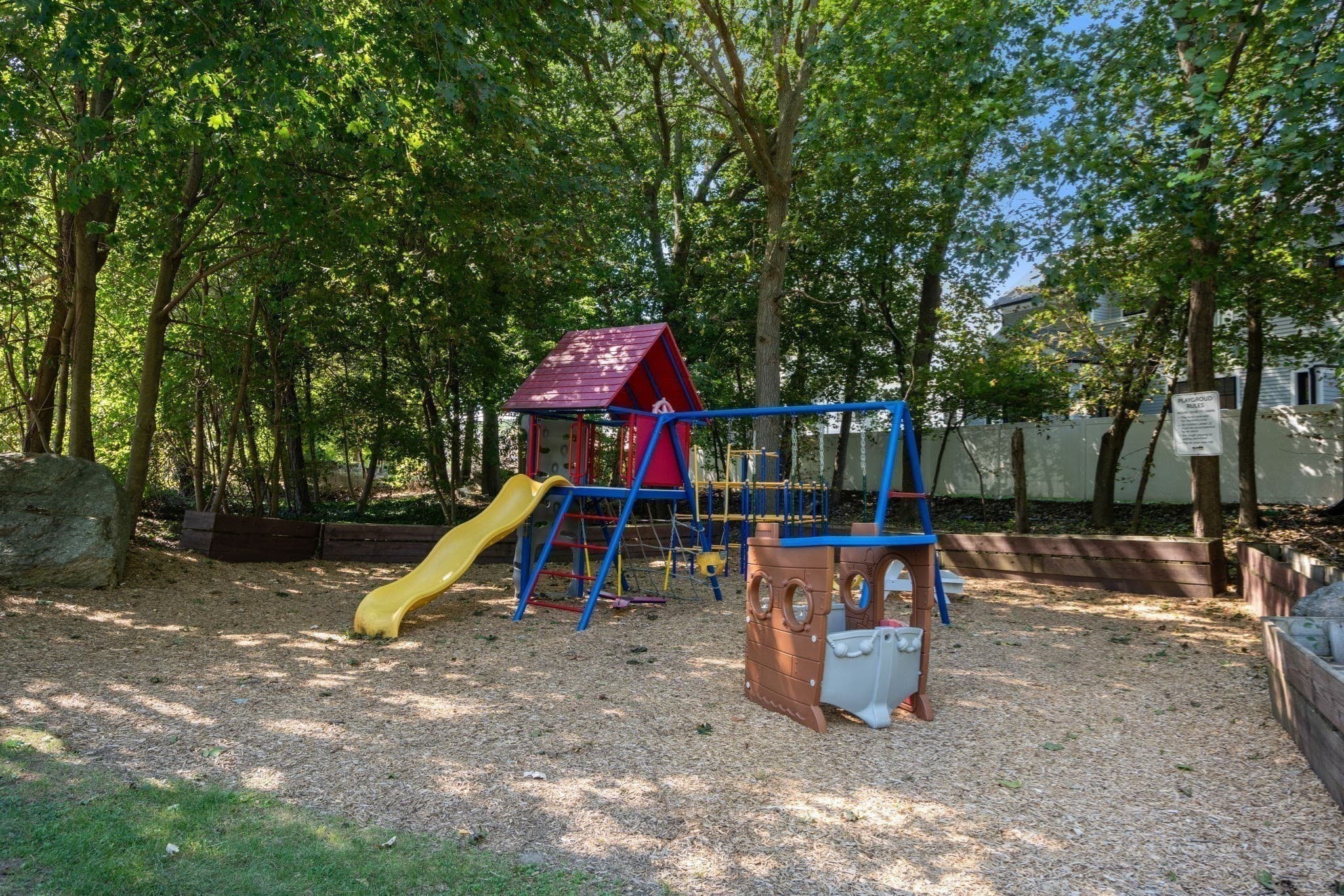Condominium at 250 Hammond Pond Parkway # 1611N, Newton MA 02467, Newton, photo 19 of 20