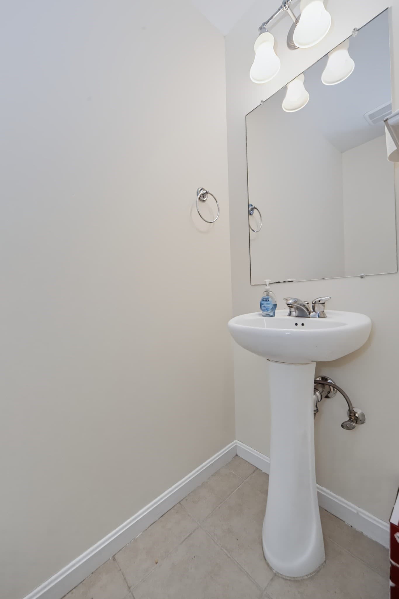 Condominium at 1 Patriots Way # A, Sterling MA 01564, Sterling, photo 26 of 34
