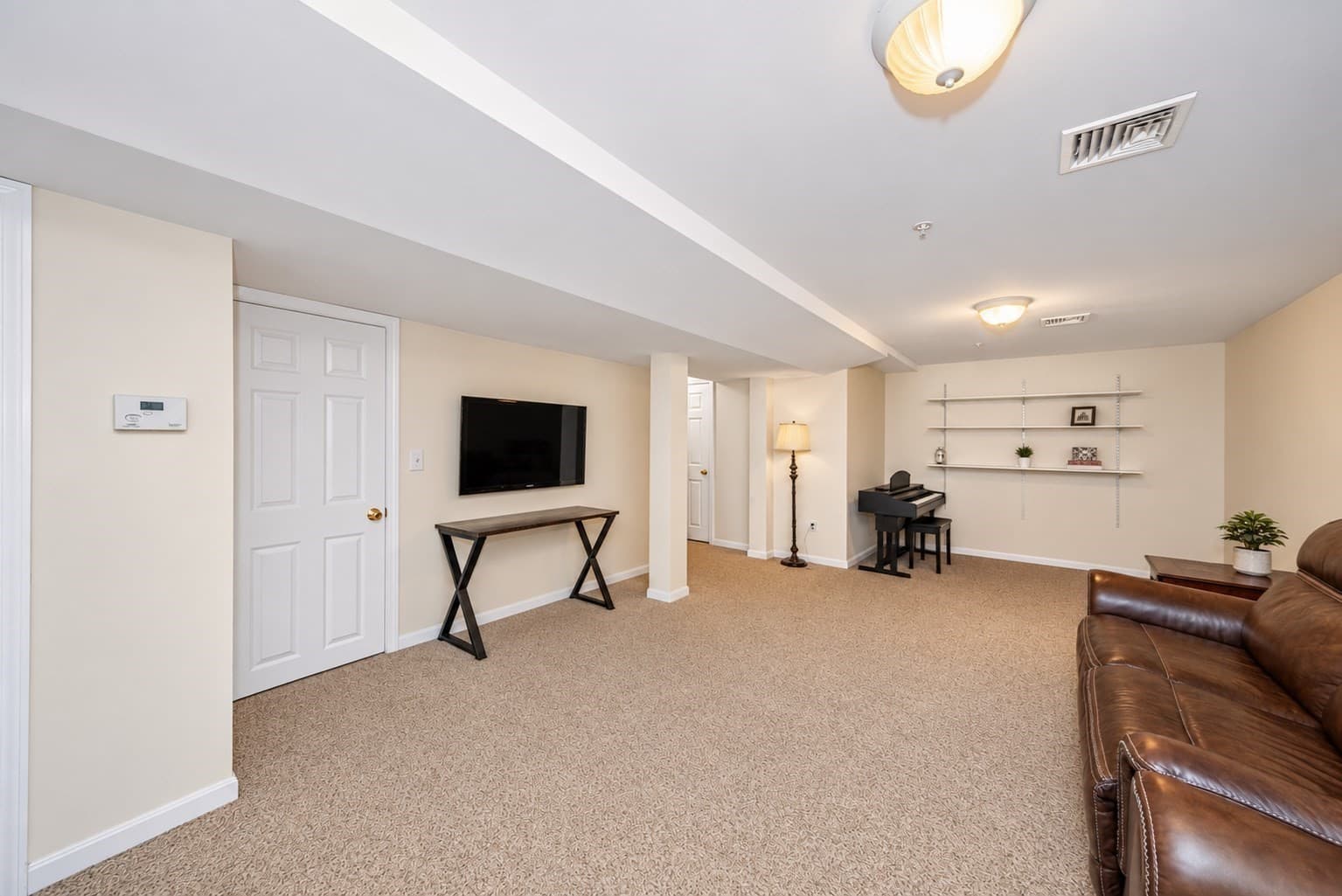 Condominium at 1 Patriots Way # A, Sterling MA 01564, Sterling, photo 25 of 34