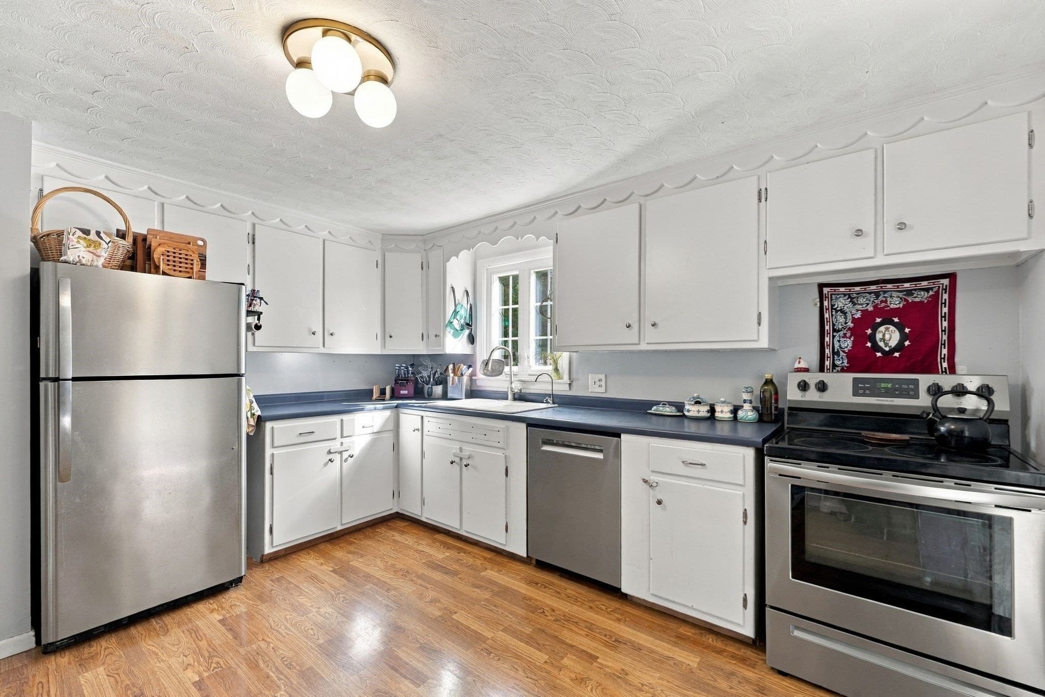 Single Family Residence at 13 Chileab Rd, South Hadley MA 01075, South Hadley, photo 10 of 39