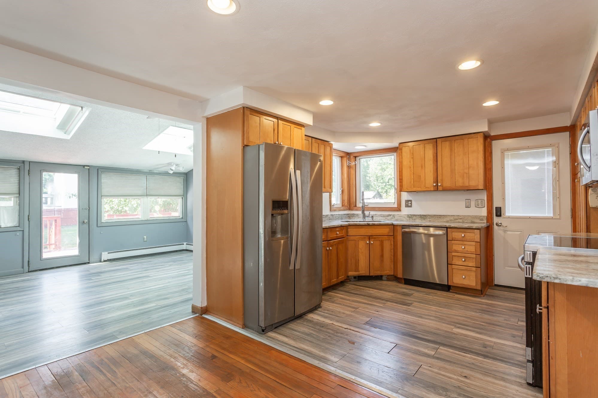 Single Family Residence at 359 Pike Ave, Attleboro MA 02703, Attleboro, photo 10 of 34