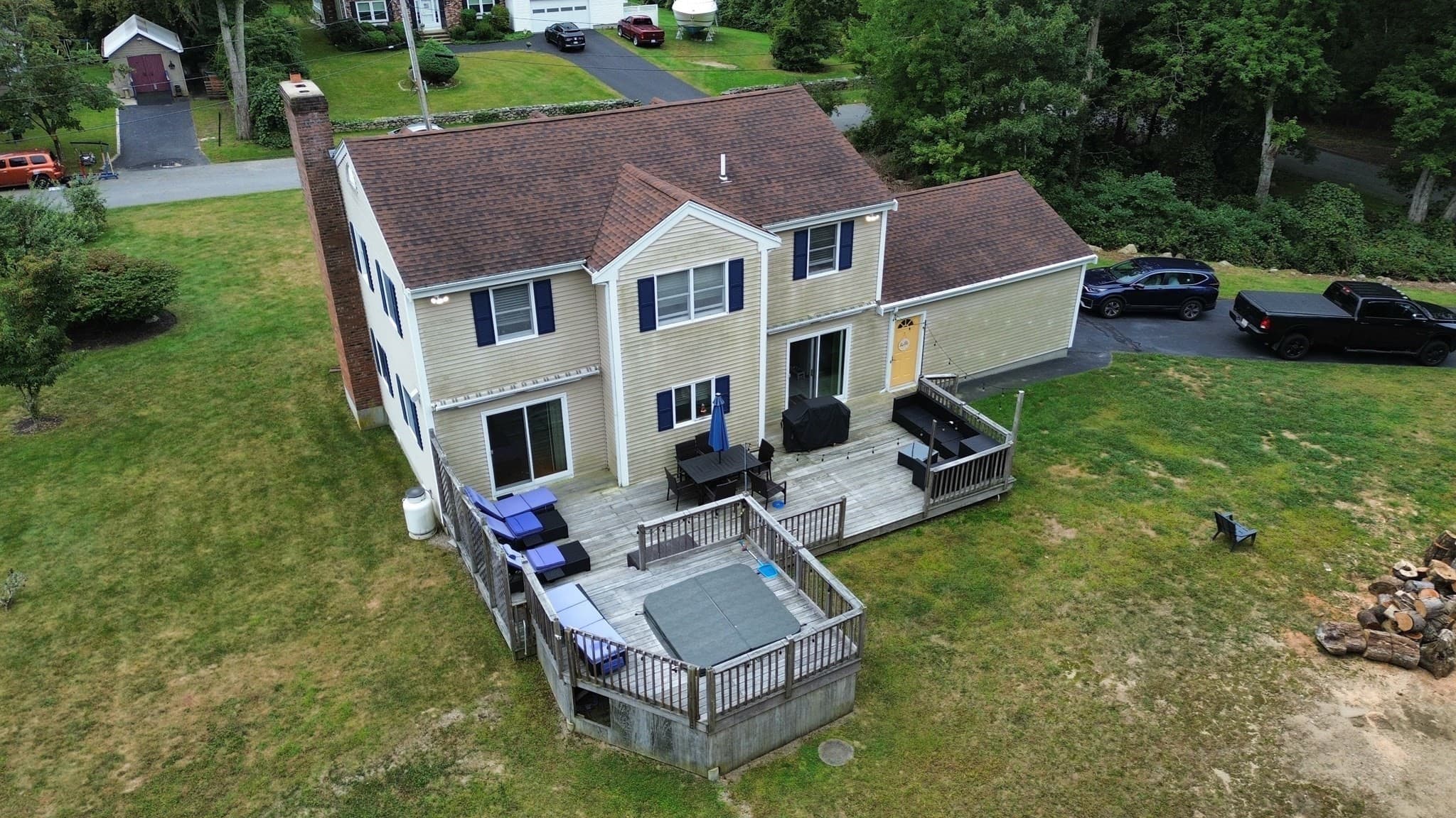 Single Family Residence at 37 Rhode Island Ave, Dartmouth MA 02747, Dartmouth, photo 3 of 22