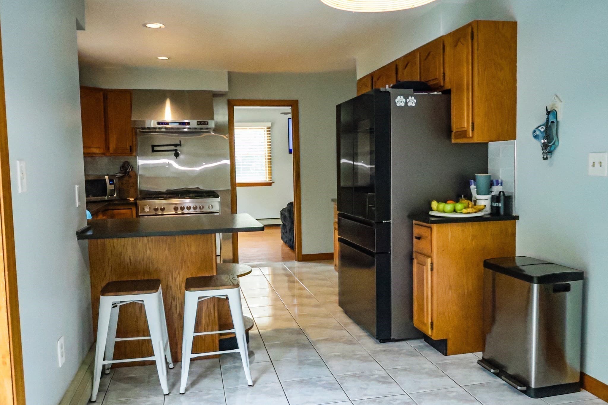 Single Family Residence at 37 Rhode Island Ave, Dartmouth MA 02747, Dartmouth, photo 8 of 22