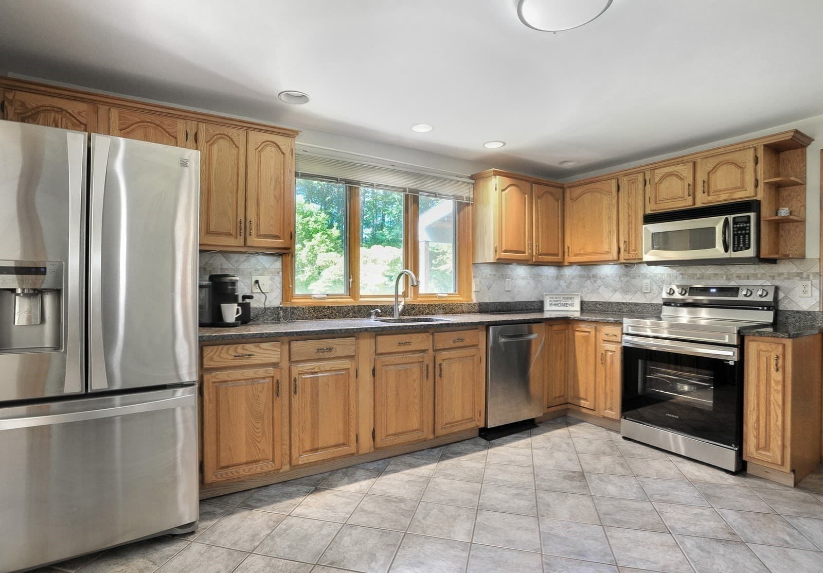 Single Family Residence at 41 Misty Meadow Rd, Pembroke MA 02359, Pembroke, photo 3 of 39