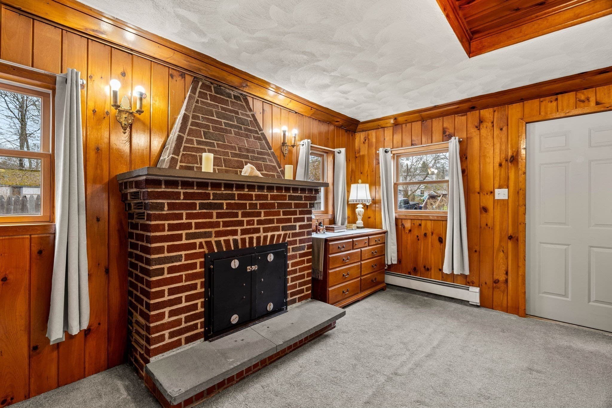 Single Family Residence at 57 Richardson Ave, Dracut MA 01826, Dracut, photo 13 of 25