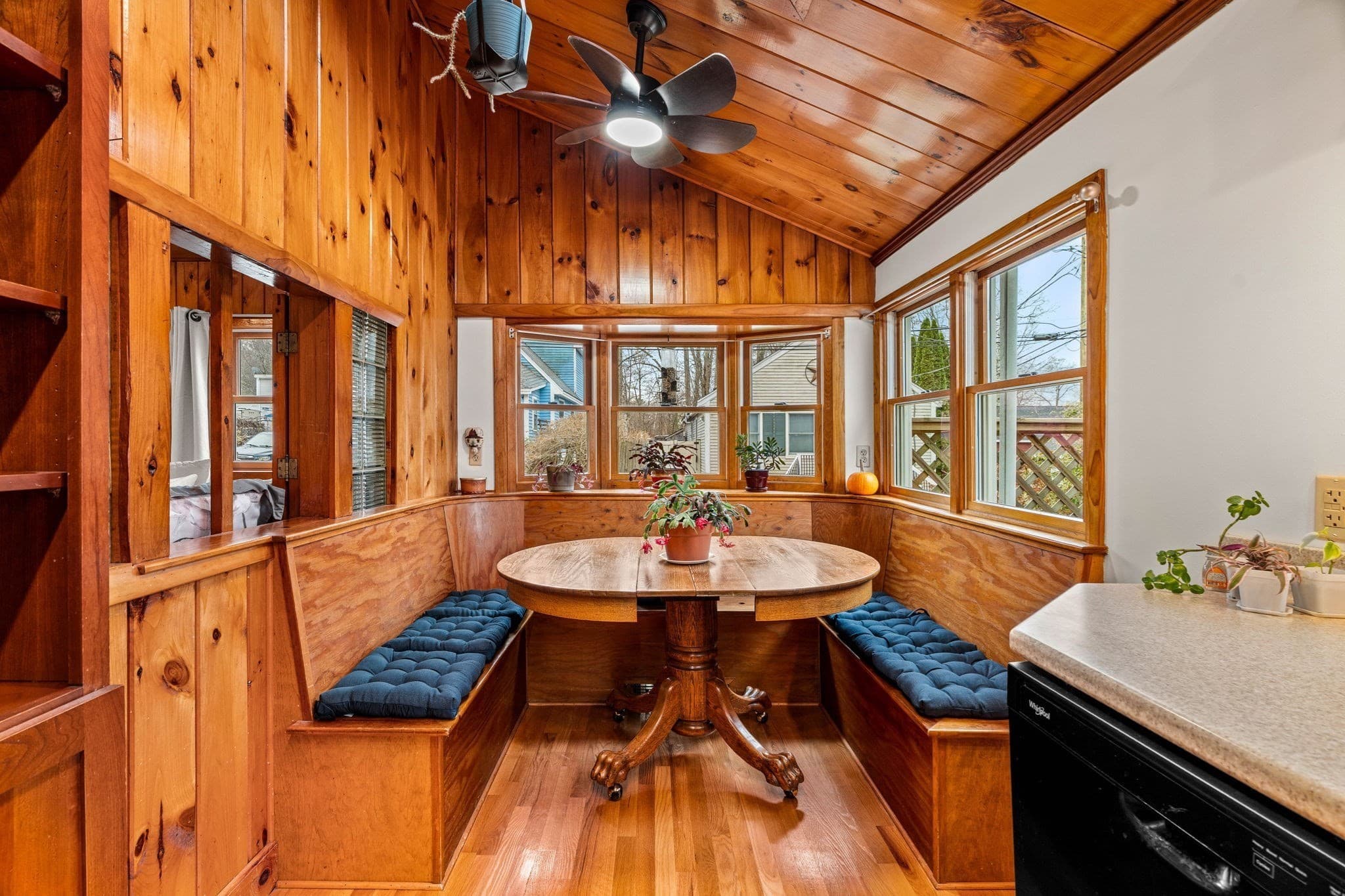 Single Family Residence at 57 Richardson Ave, Dracut MA 01826, Dracut, photo 3 of 25