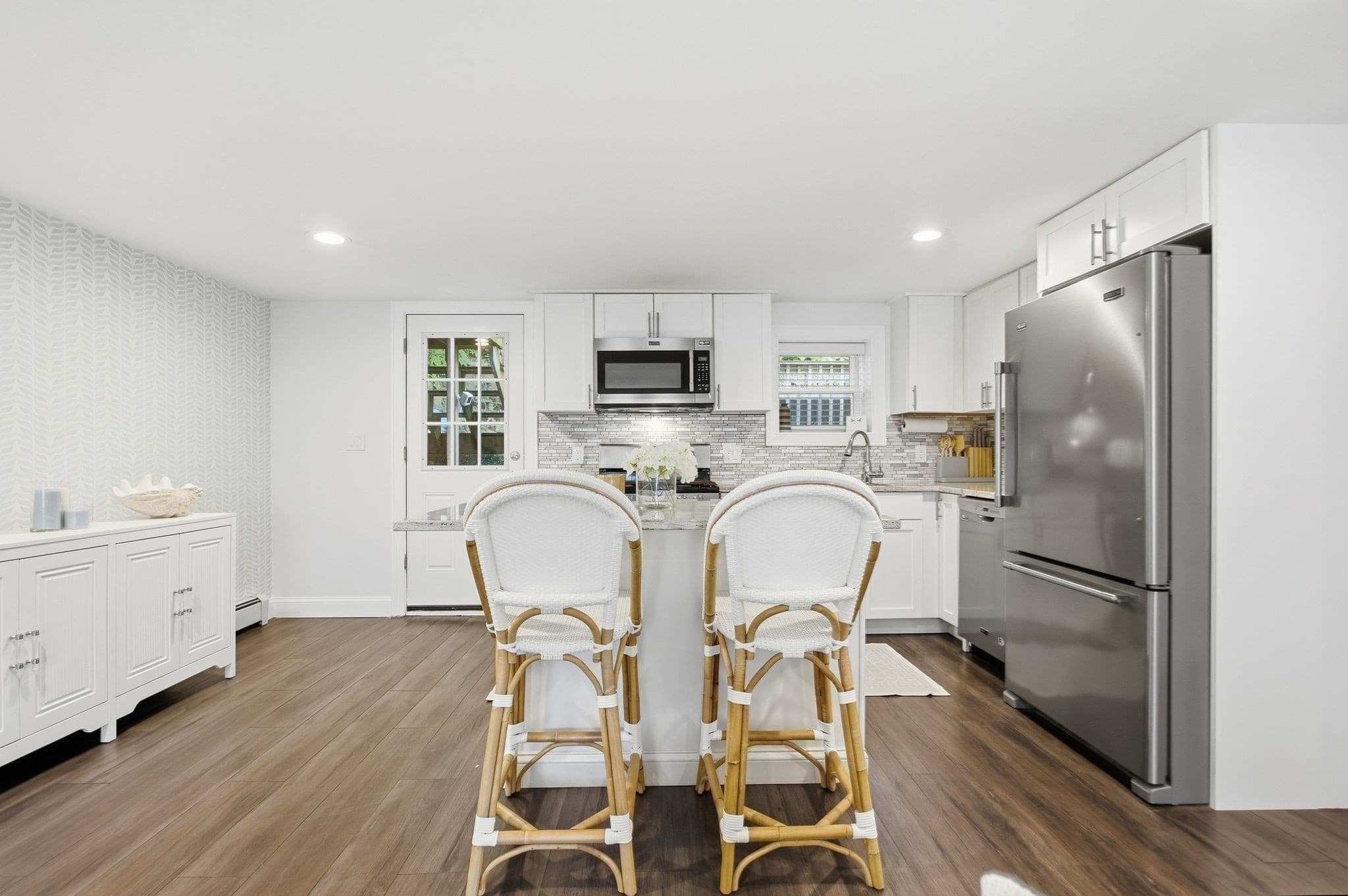 Condominium at 43 Sagamore Ave # 1, Winthrop MA 02152, Winthrop, photo 2 of 25