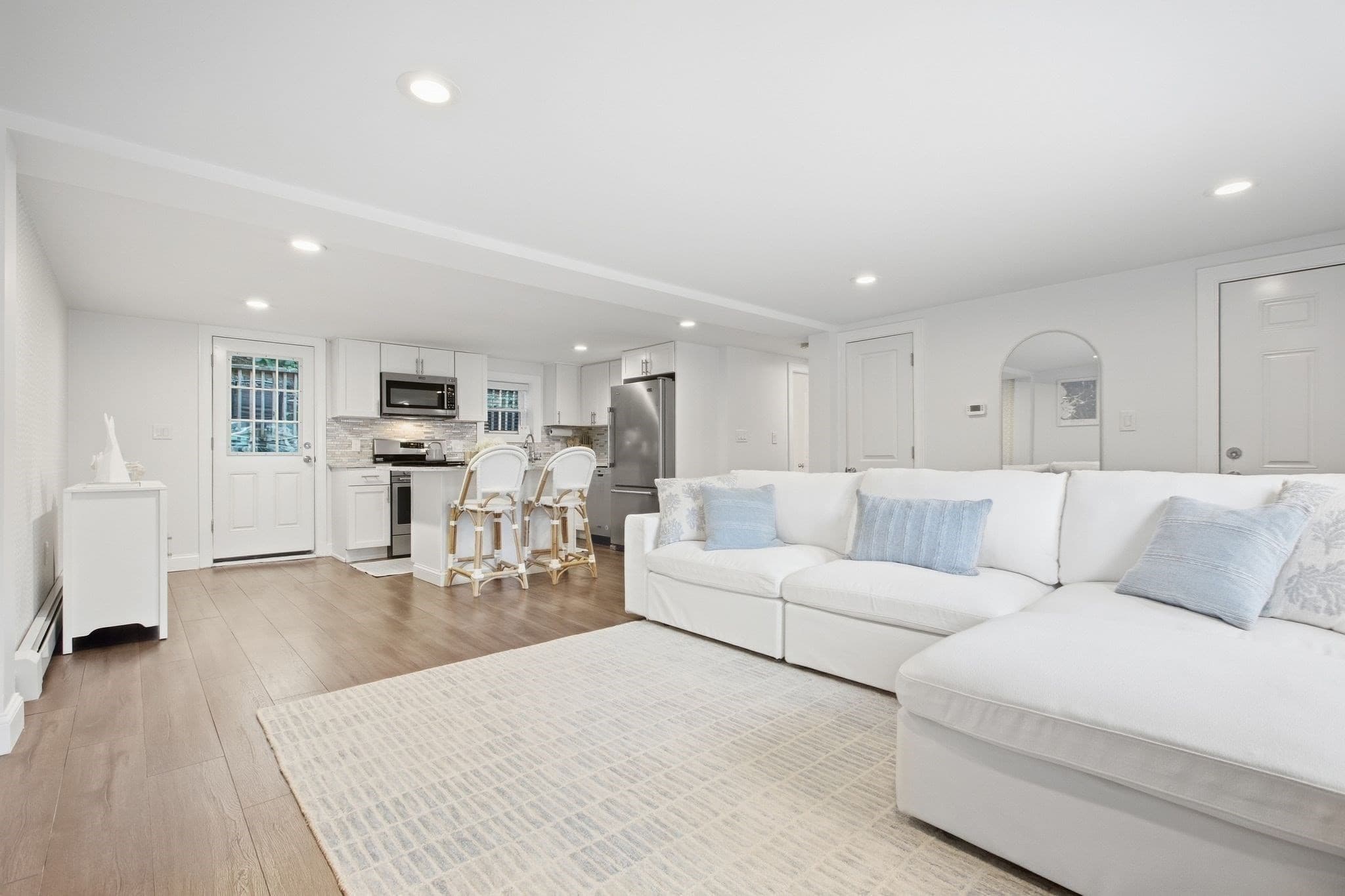 Condominium at 43 Sagamore Ave # 1, Winthrop MA 02152, Winthrop, photo 9 of 25