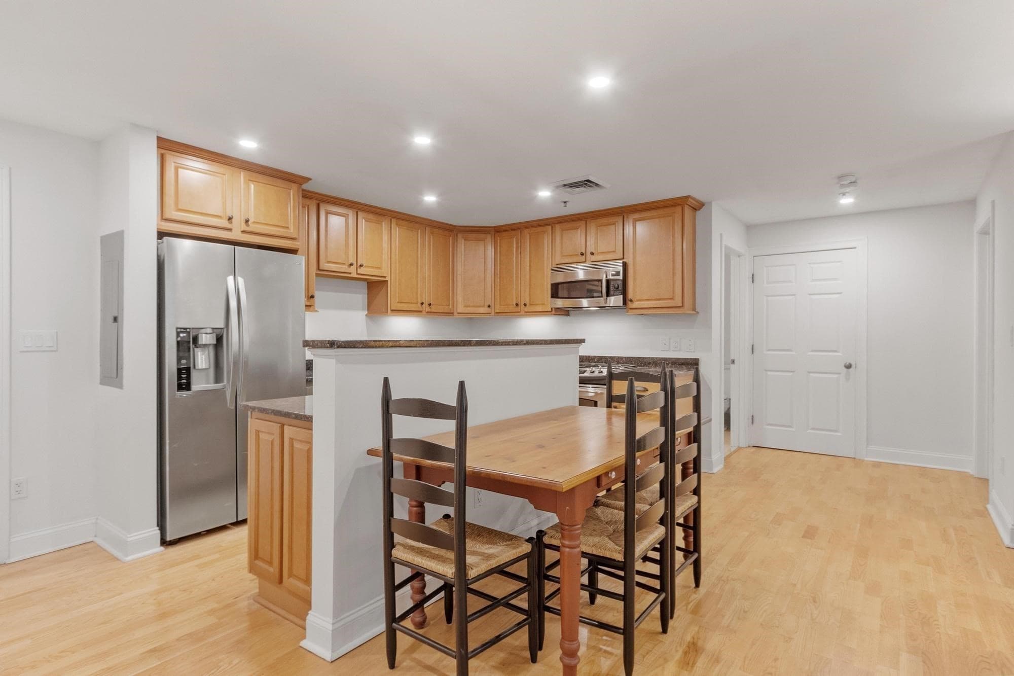 Condominium at 95 Conant St # 214, Concord MA 01742, Concord, photo 7 of 39