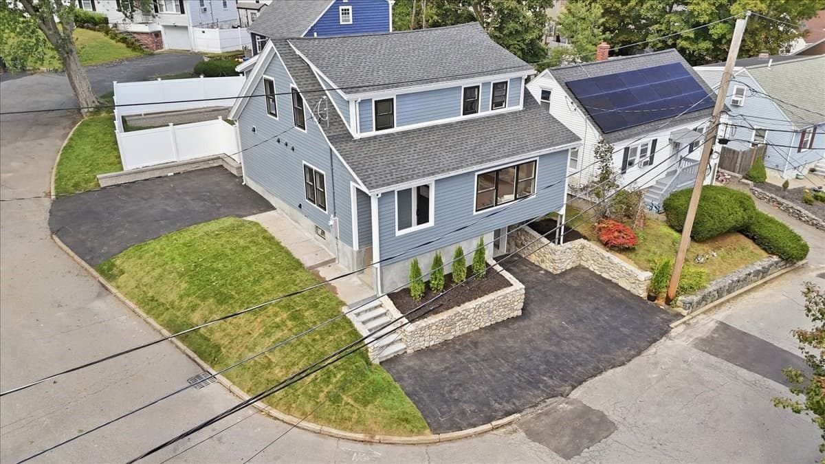 Single Family Residence at 19 Montview Ave, Waltham MA 02451, Waltham, photo 5 of 42