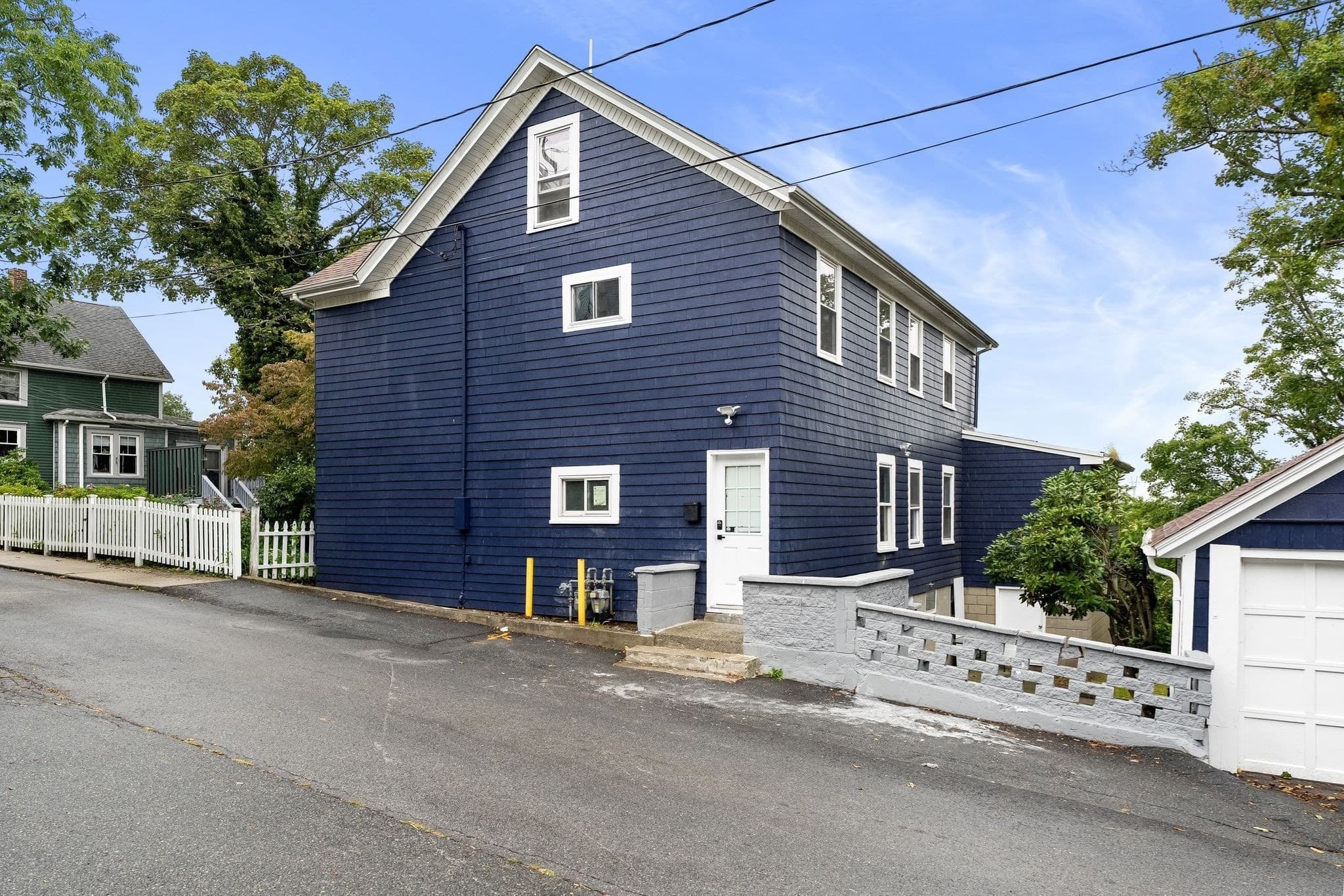2 Family - 2 Units Up/Down at 376 N Underwood St, Fall River MA 02720, Fall River, photo 2 of 42