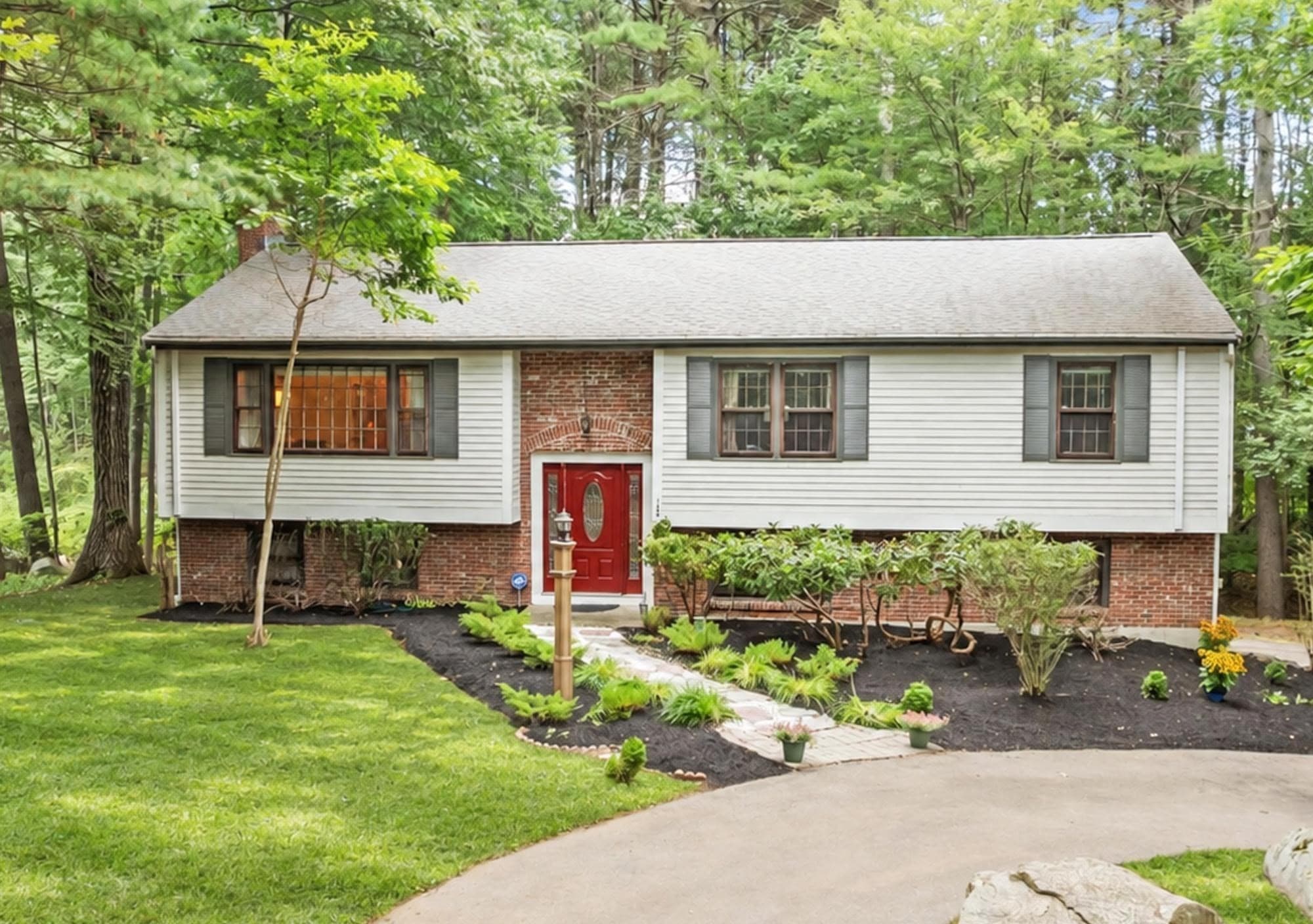 103 Hayward Rd, Acton MA 01720
