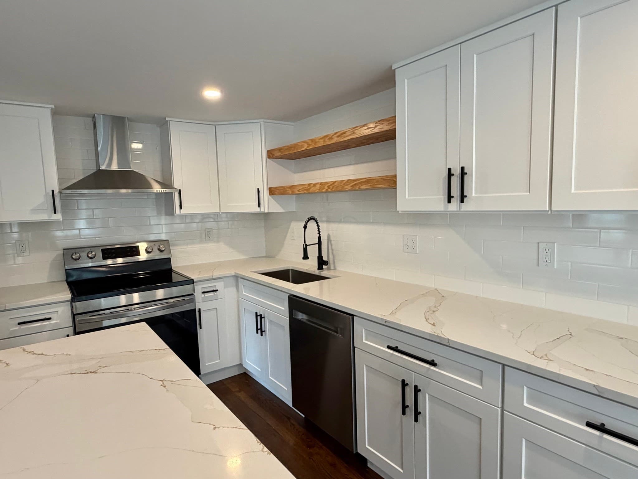 Single Family Residence at 6 Wharton Court, Boston MA 02136, Boston, photo 6 of 21