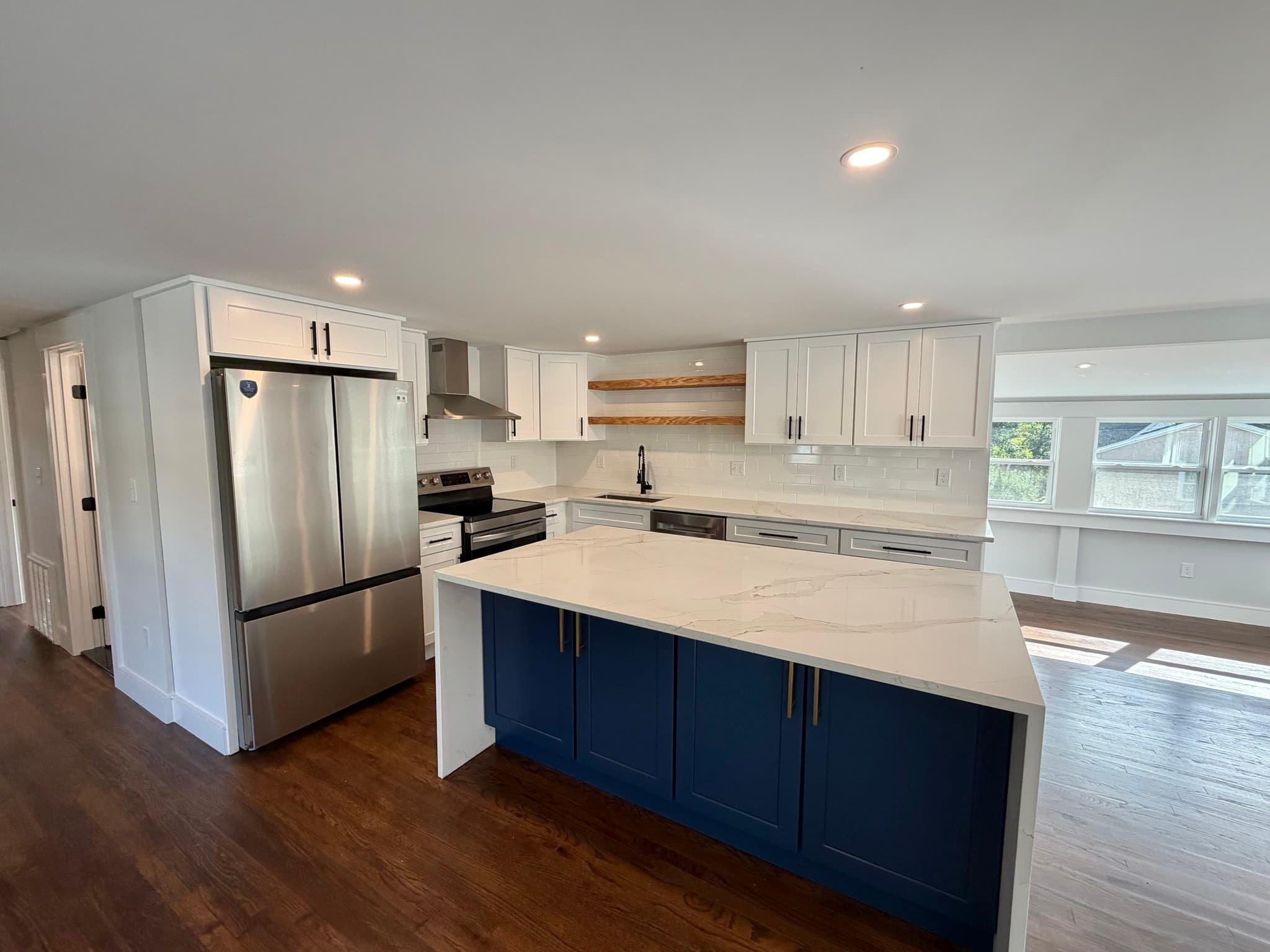 Single Family Residence at 6 Wharton Court, Boston MA 02136, Boston, photo 3 of 21