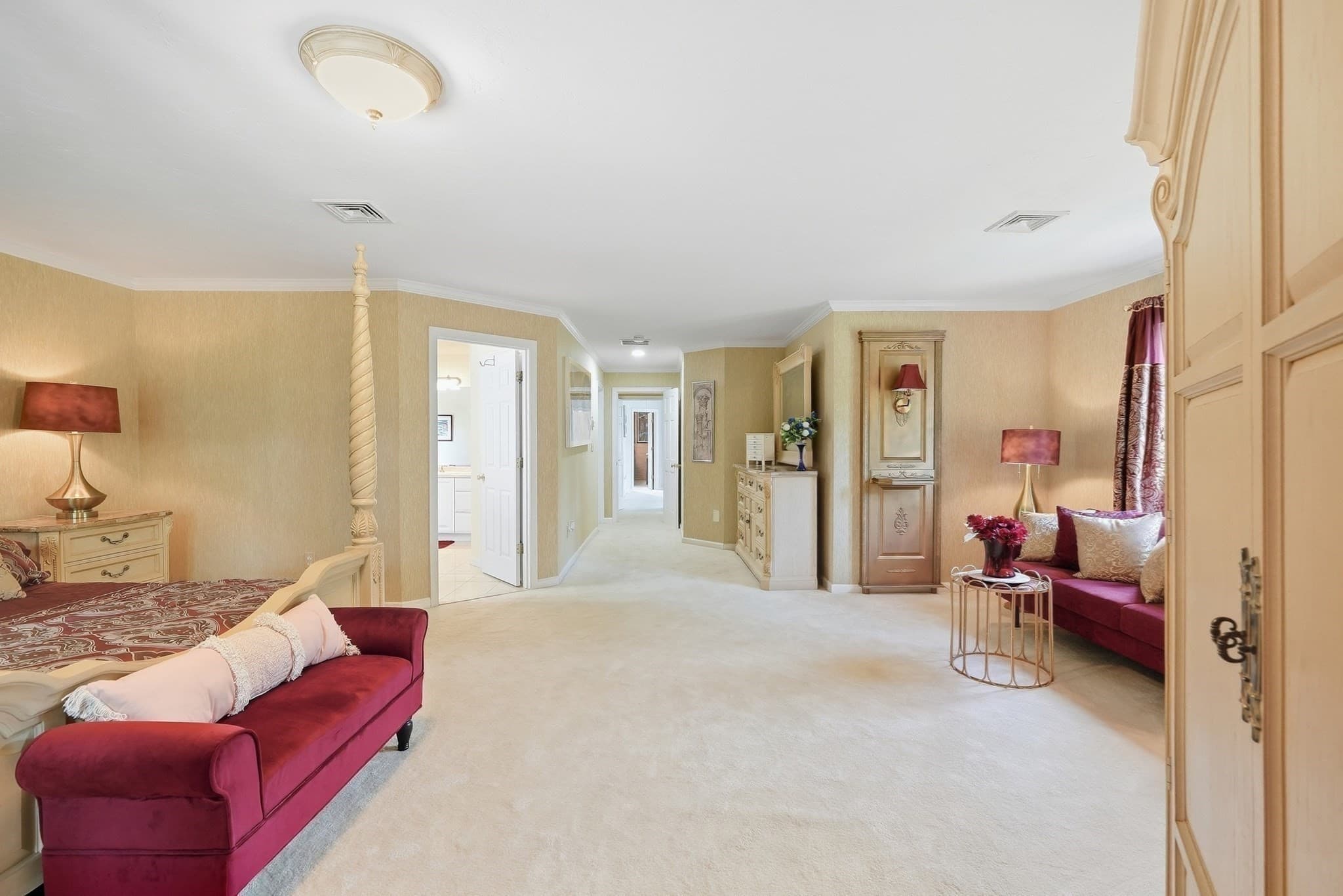 Single Family Residence at 24 Goodnow Ln, Framingham MA 01702, Framingham, photo 16 of 39