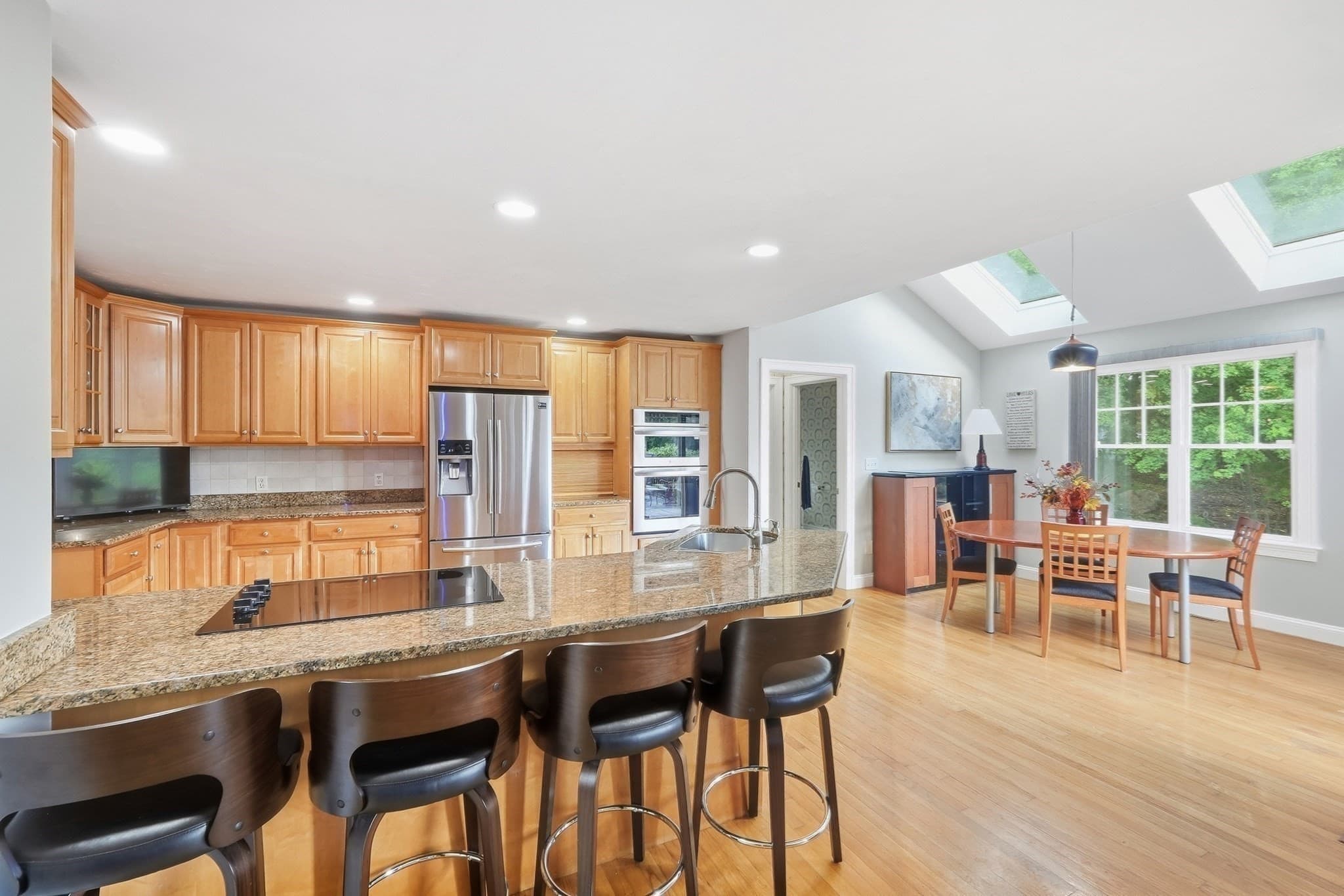 Single Family Residence at 24 Goodnow Ln, Framingham MA 01702, Framingham, photo 3 of 39