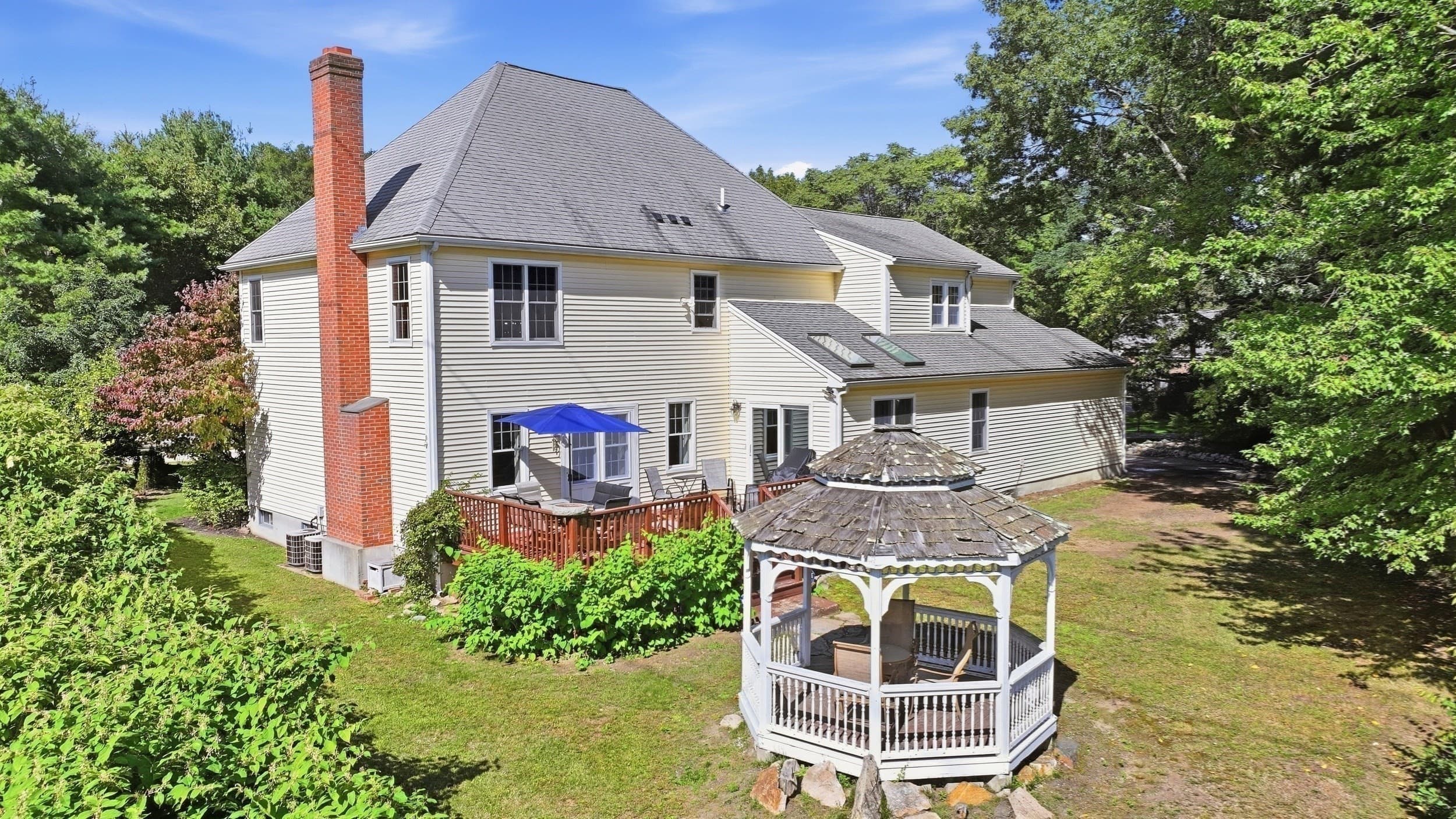 Single Family Residence at 24 Goodnow Ln, Framingham MA 01702, Framingham, photo 32 of 39