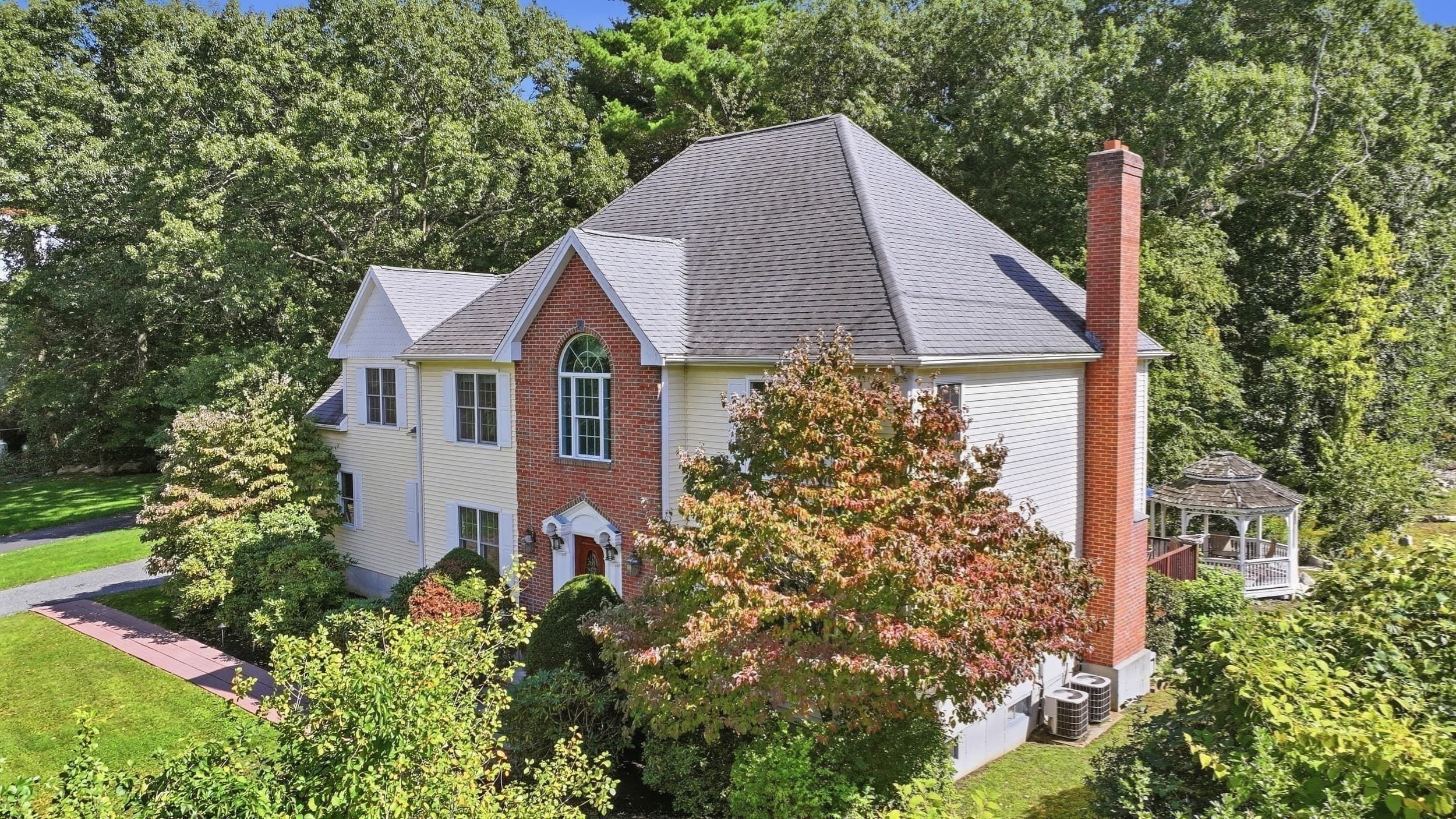 Single Family Residence at 24 Goodnow Ln, Framingham MA 01702, Framingham, photo 33 of 39