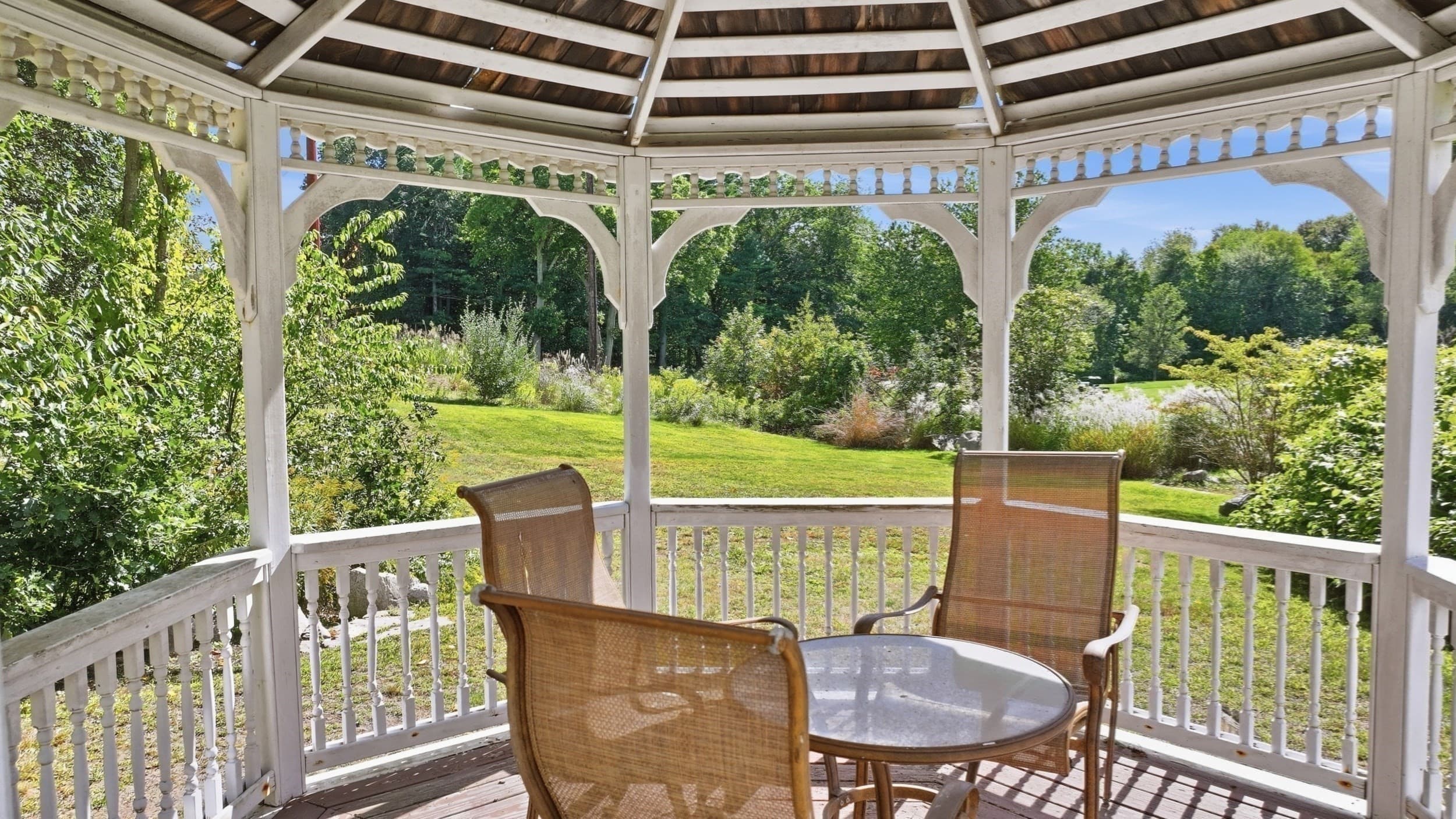 Single Family Residence at 24 Goodnow Ln, Framingham MA 01702, Framingham, photo 31 of 39
