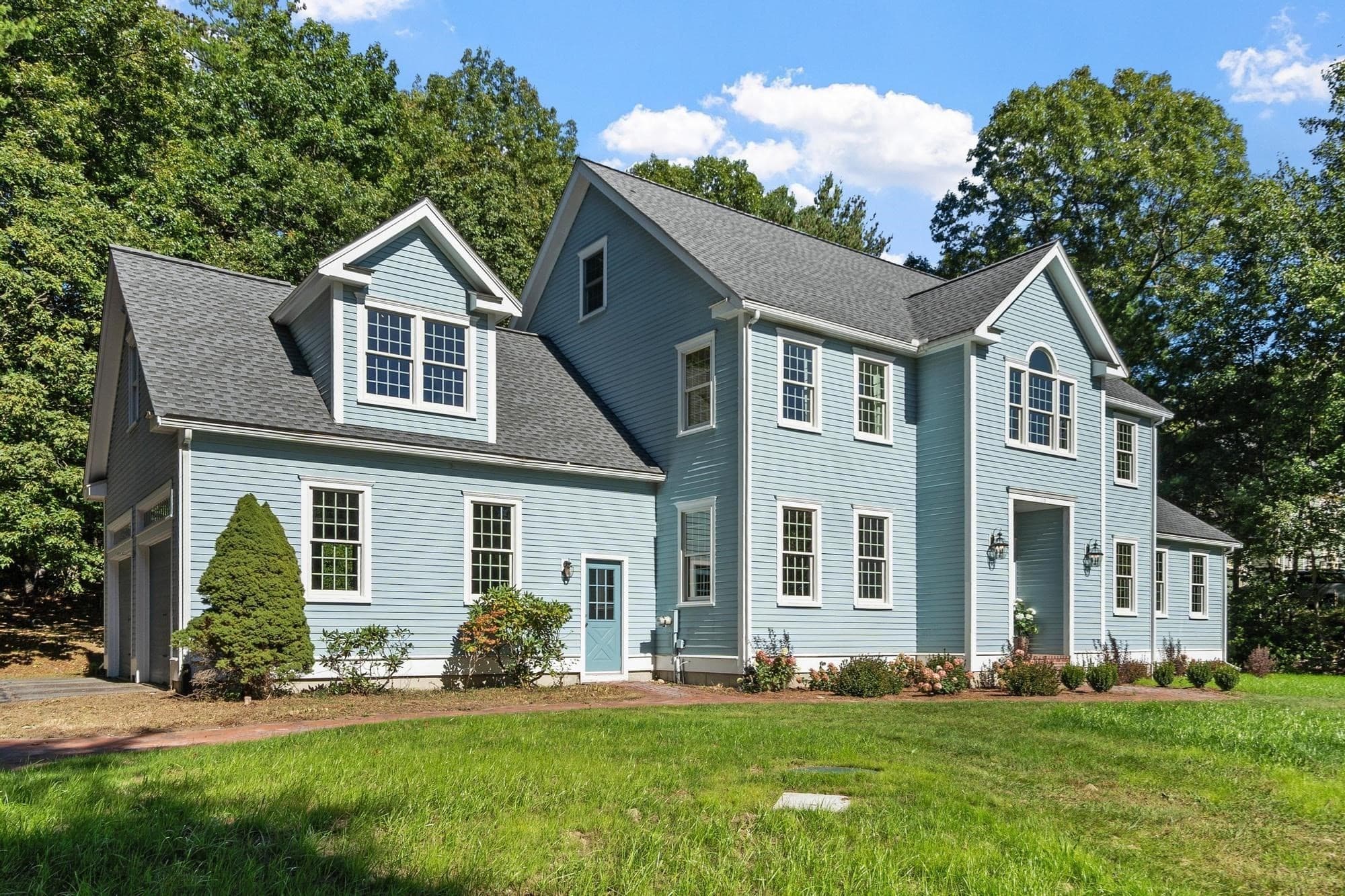 Single Family Residence at 113 Patch Hill Rd., Boxborough MA 01719, Boxborough, photo 2 of 41