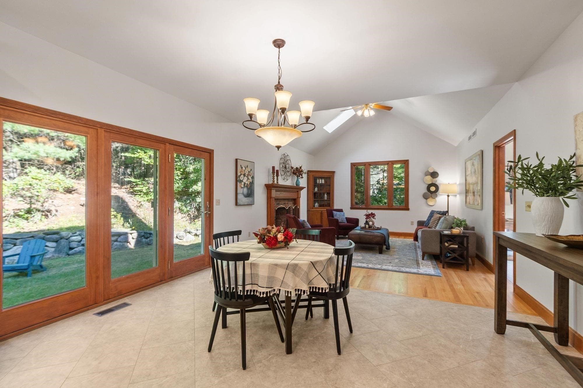 Single Family Residence at 113 Patch Hill Rd., Boxborough MA 01719, Boxborough, photo 10 of 41