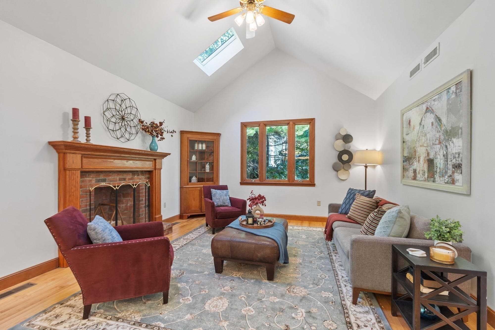 Single Family Residence at 113 Patch Hill Rd., Boxborough MA 01719, Boxborough, photo 11 of 41