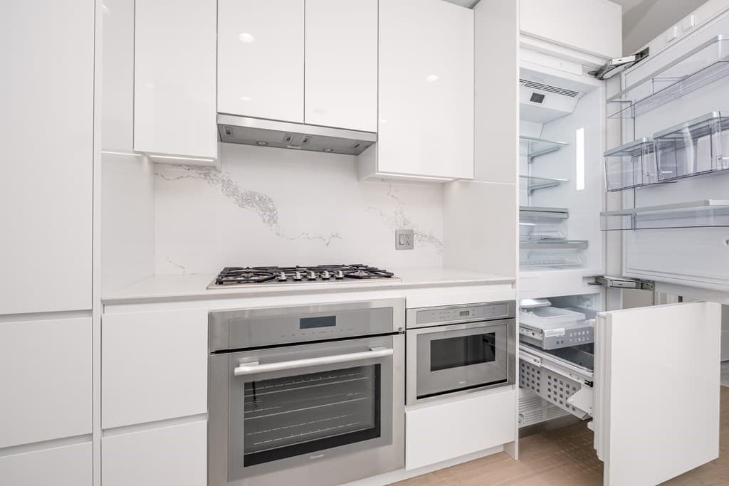 Condominium at 135 Seaport Blvd # 1508, Boston MA 02210, Boston, photo 5 of 32