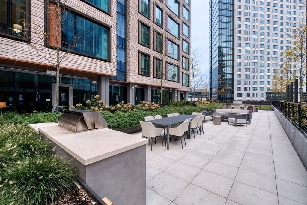 Condominium at 135 Seaport Blvd # 1508, Boston MA 02210, Boston, photo 25 of 32