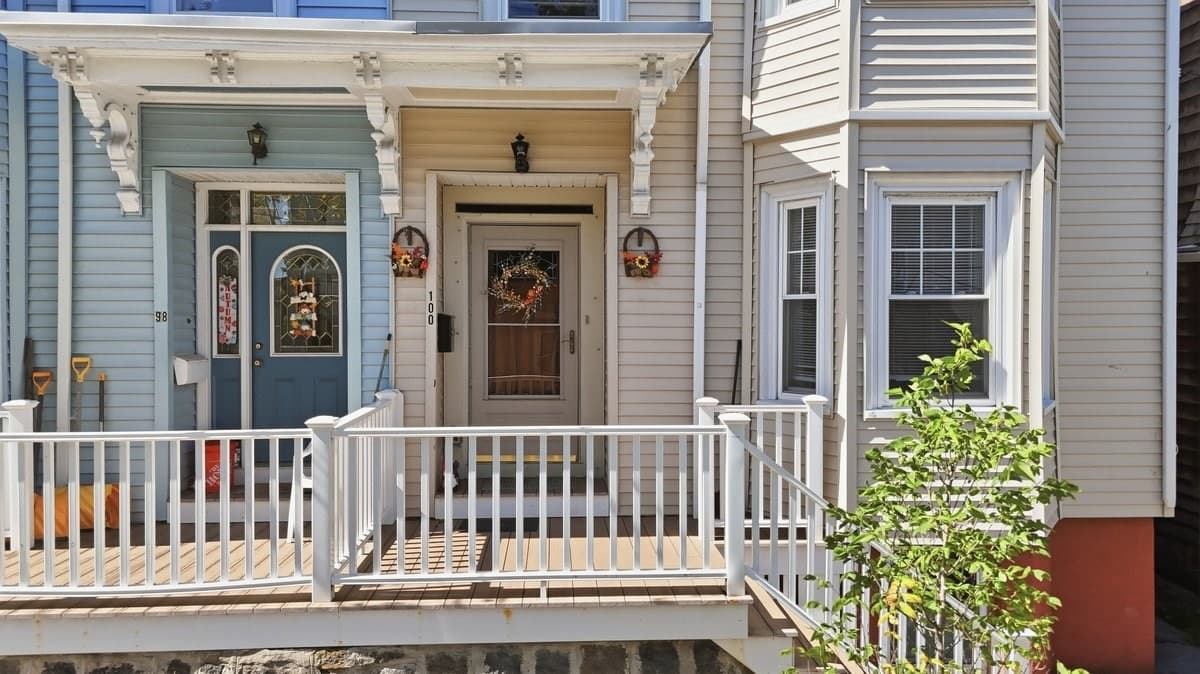 Single Family Residence at 100 Buttonwood St, Boston MA 02125, Boston, photo 2 of 34