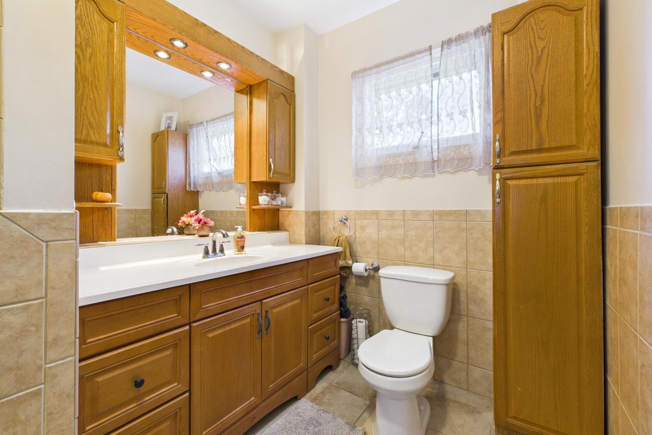 Single Family Residence at 100 Buttonwood St, Boston MA 02125, Boston, photo 29 of 34
