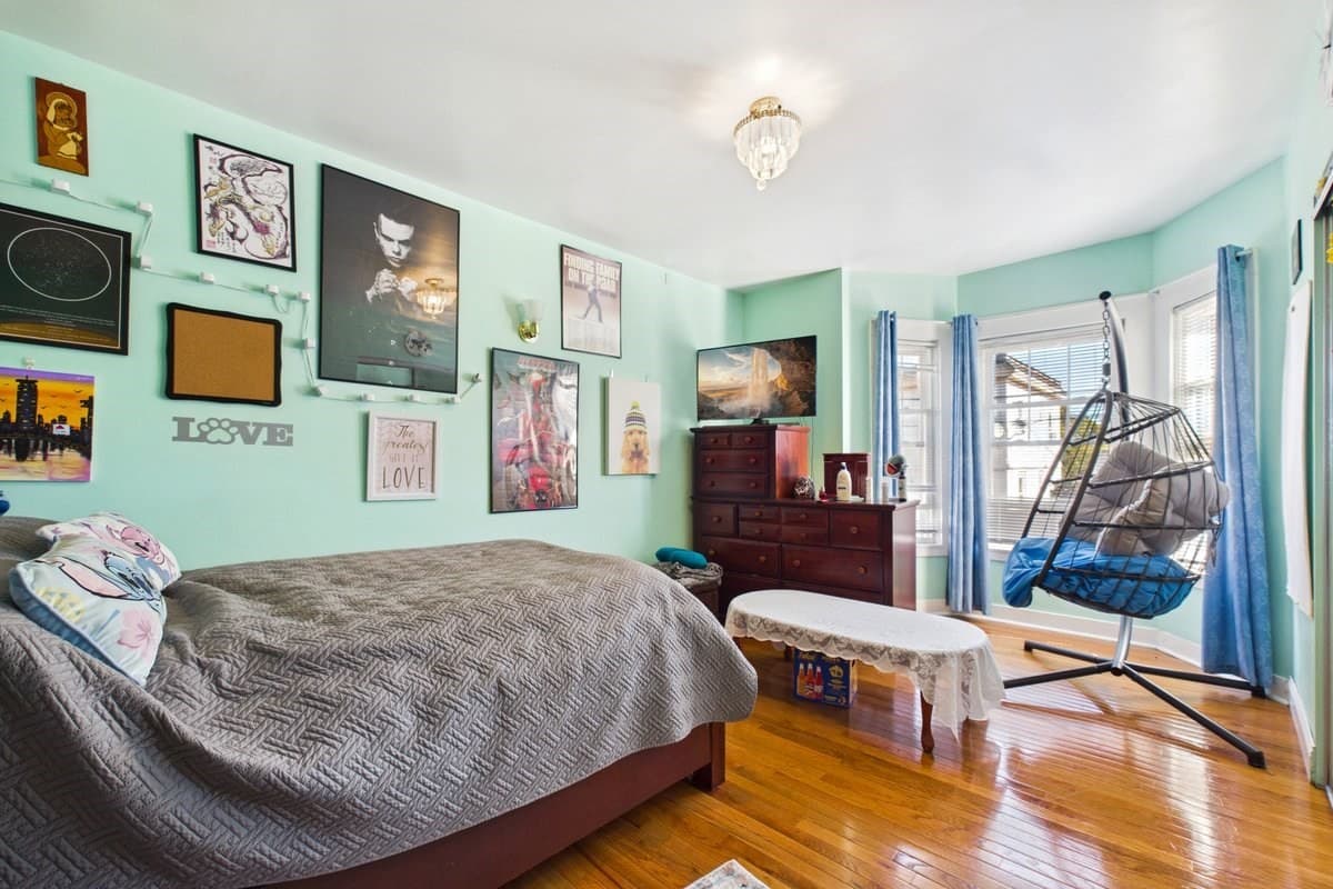 Single Family Residence at 100 Buttonwood St, Boston MA 02125, Boston, photo 21 of 34
