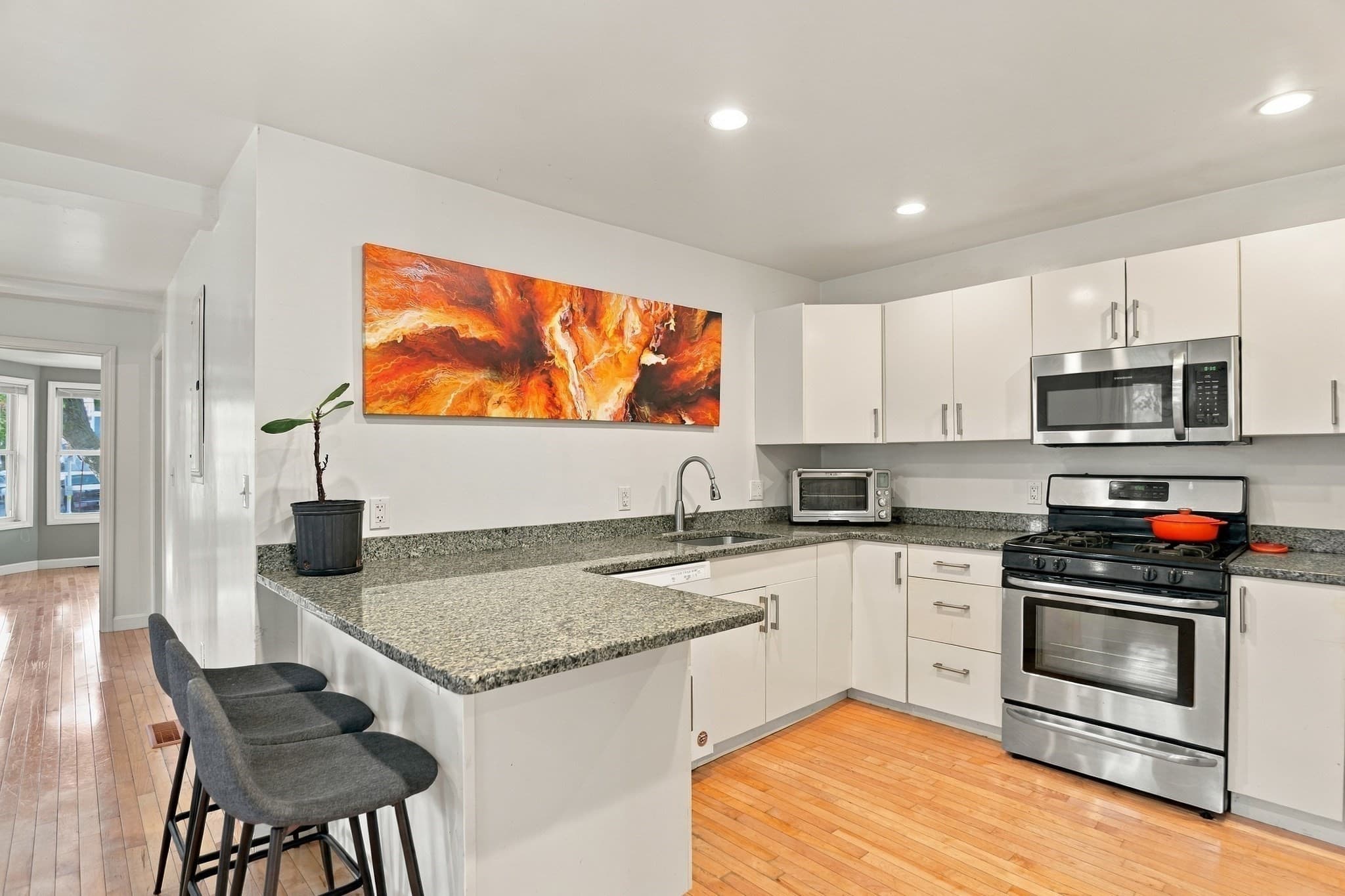 Condominium at 89 Broad Street # 1, Lynn MA 01902, Lynn, photo 5 of 29