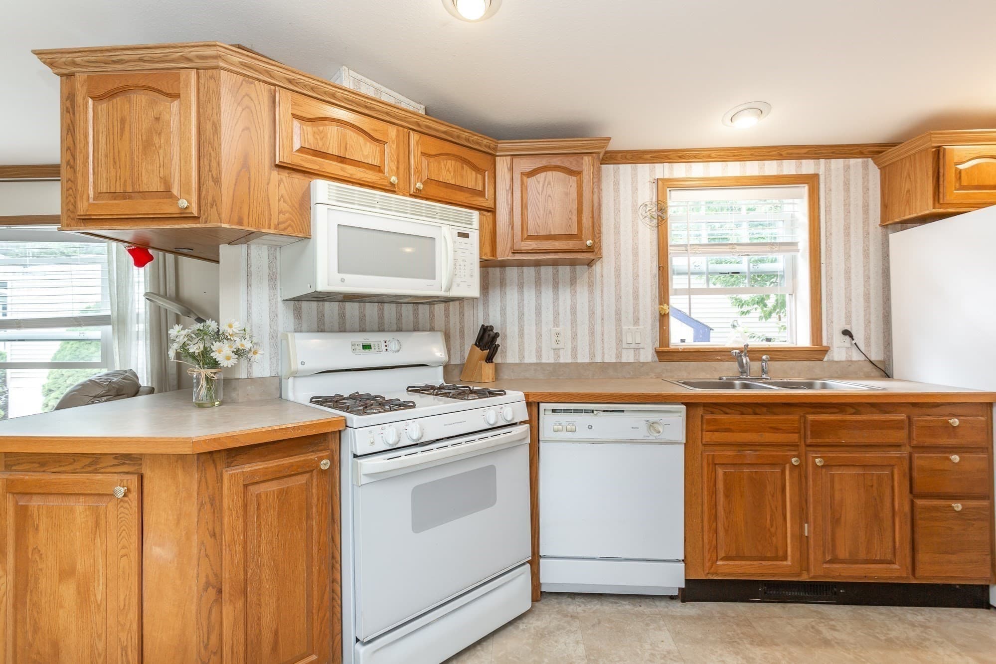 Mobile Home at 27 Smith St # 2, Norton MA 02766, Norton, photo 8 of 21