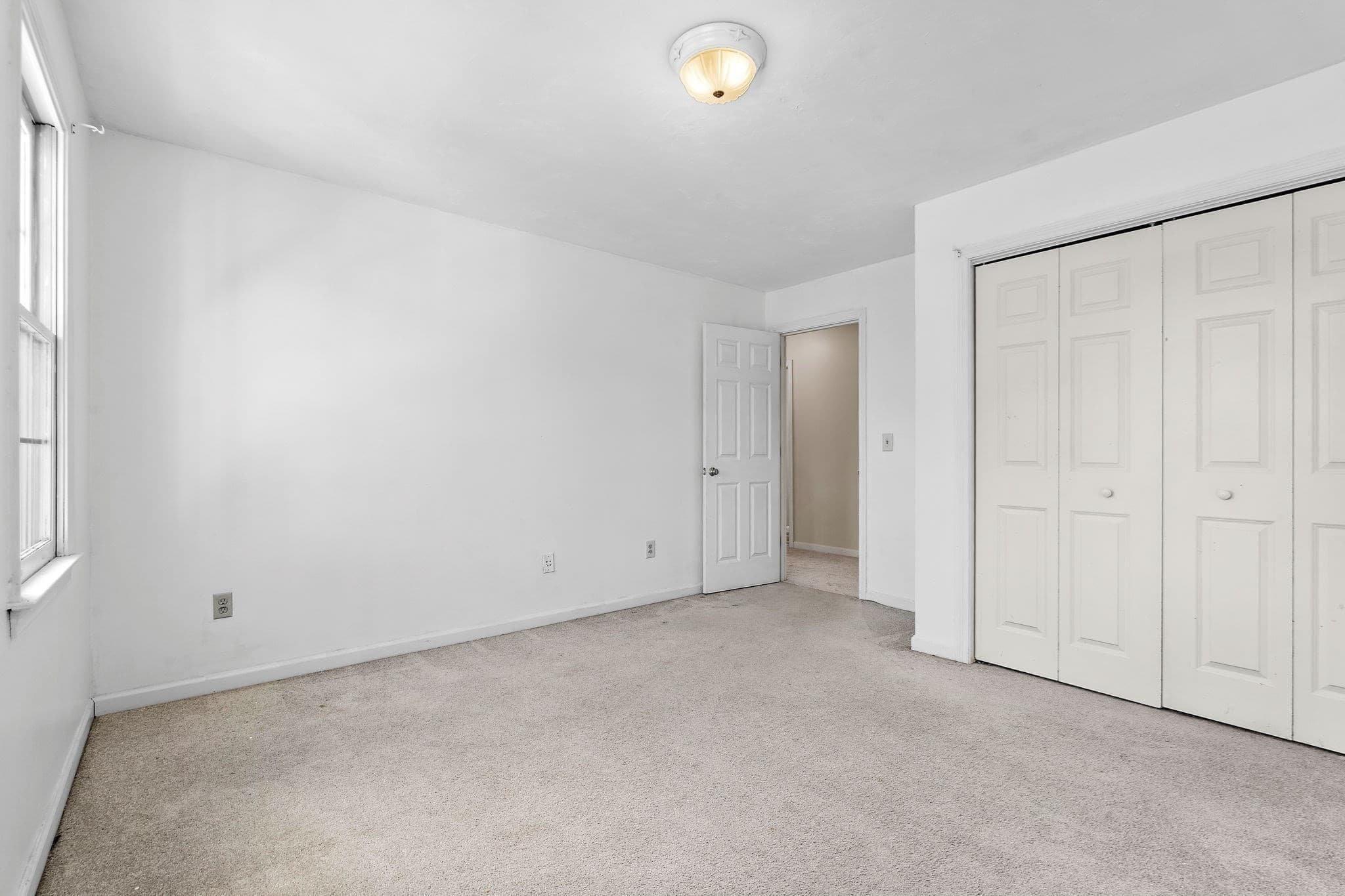 Single Family Residence at 28 Farmington Drive, Shrewsbury MA 01545, Shrewsbury, photo 26 of 41