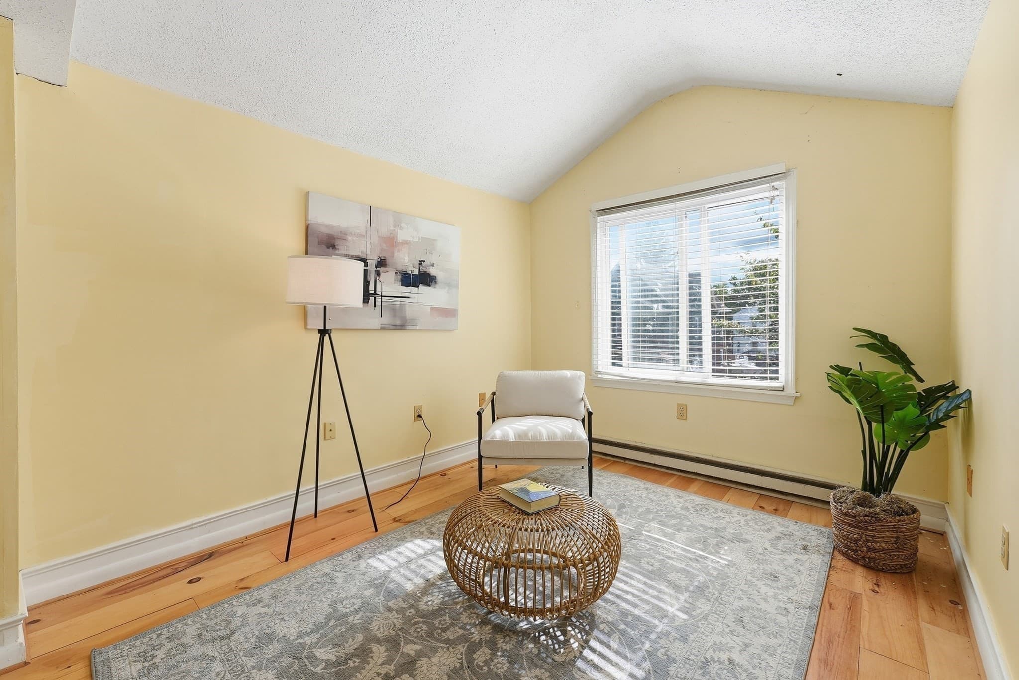 Single Family Residence at 31 Gates St, Holyoke MA 01040, Holyoke, photo 23 of 41