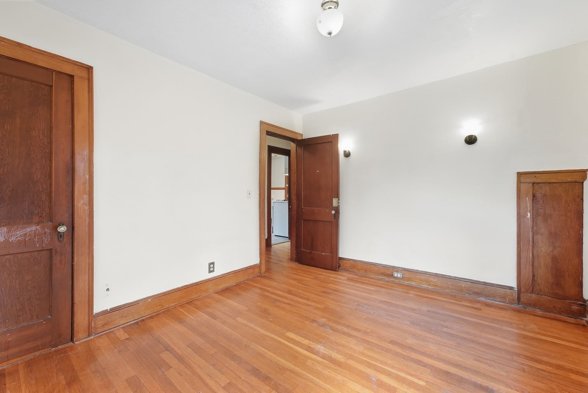 Single Family Residence at 31 Gates St, Holyoke MA 01040, Holyoke, photo 18 of 41