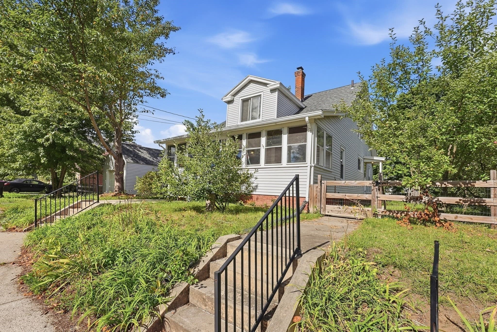 Single Family Residence at 31 Gates St, Holyoke MA 01040, Holyoke, photo 39 of 41