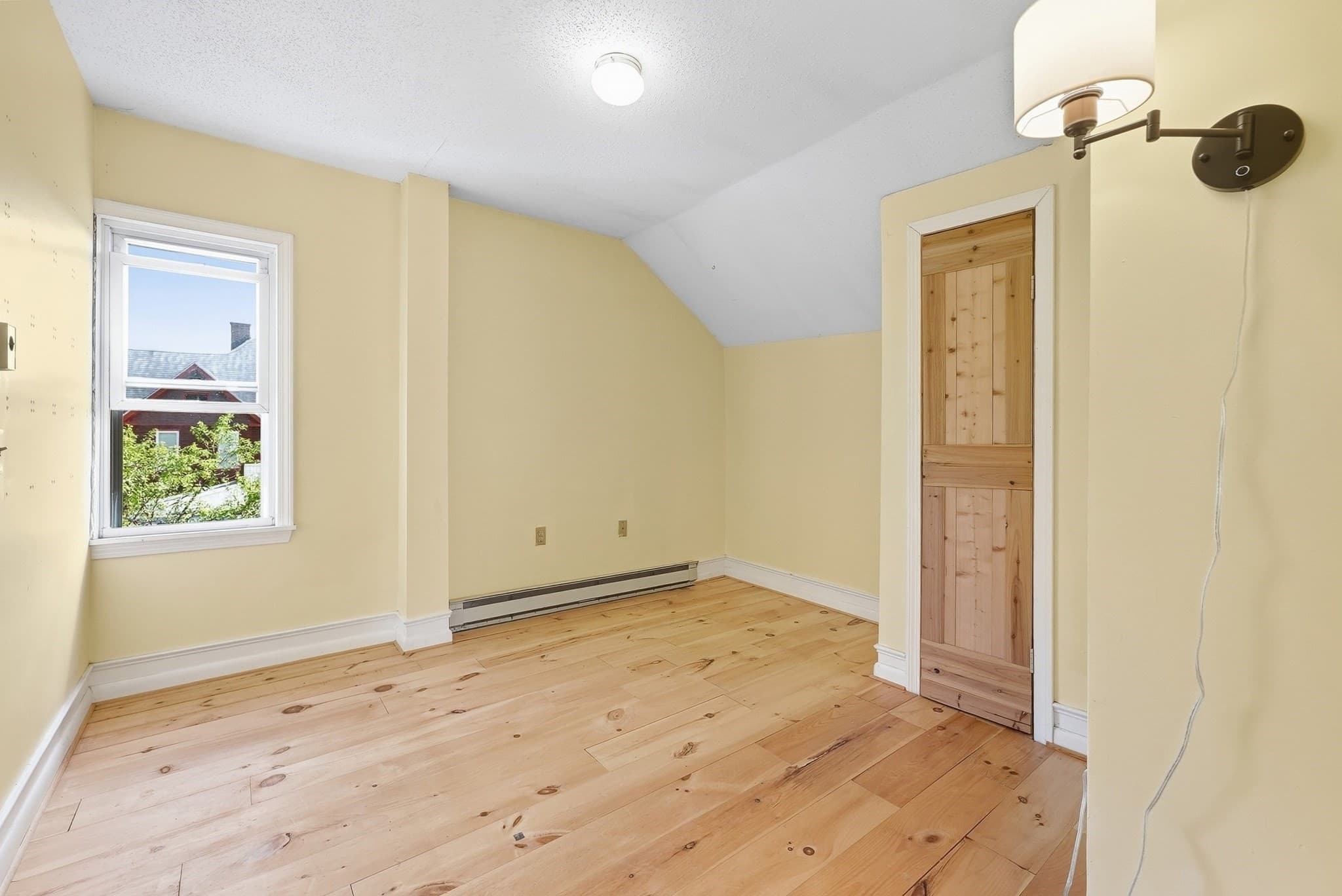 Single Family Residence at 31 Gates St, Holyoke MA 01040, Holyoke, photo 25 of 41