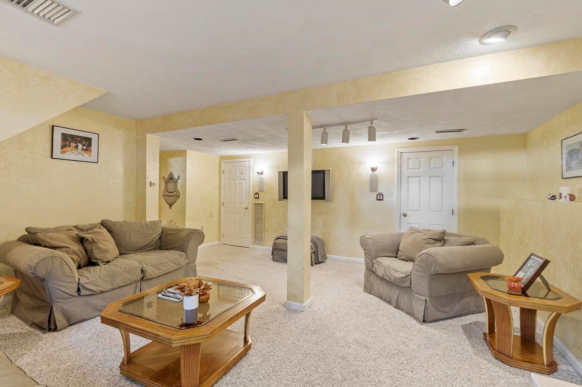 Single Family Residence at 405 Salem Street, Wilmington MA 01887, Wilmington, photo 20 of 42