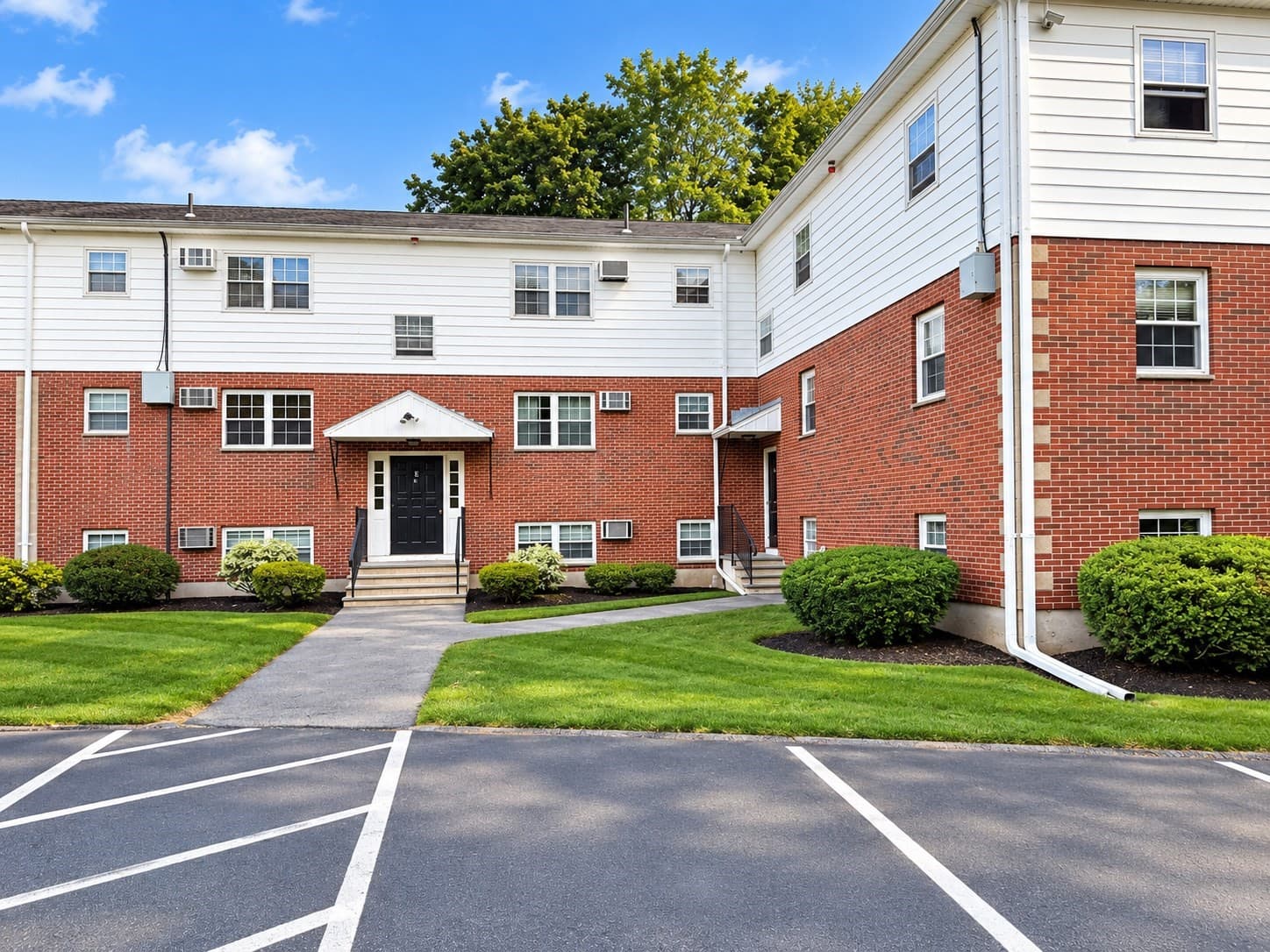 Condominium at 6 Venice St # F2, Danvers MA 01923, Danvers, photo 6 of 7