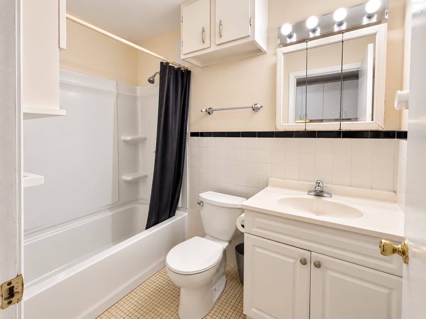 Condominium at 6 Venice St # F2, Danvers MA 01923, Danvers, photo 3 of 7