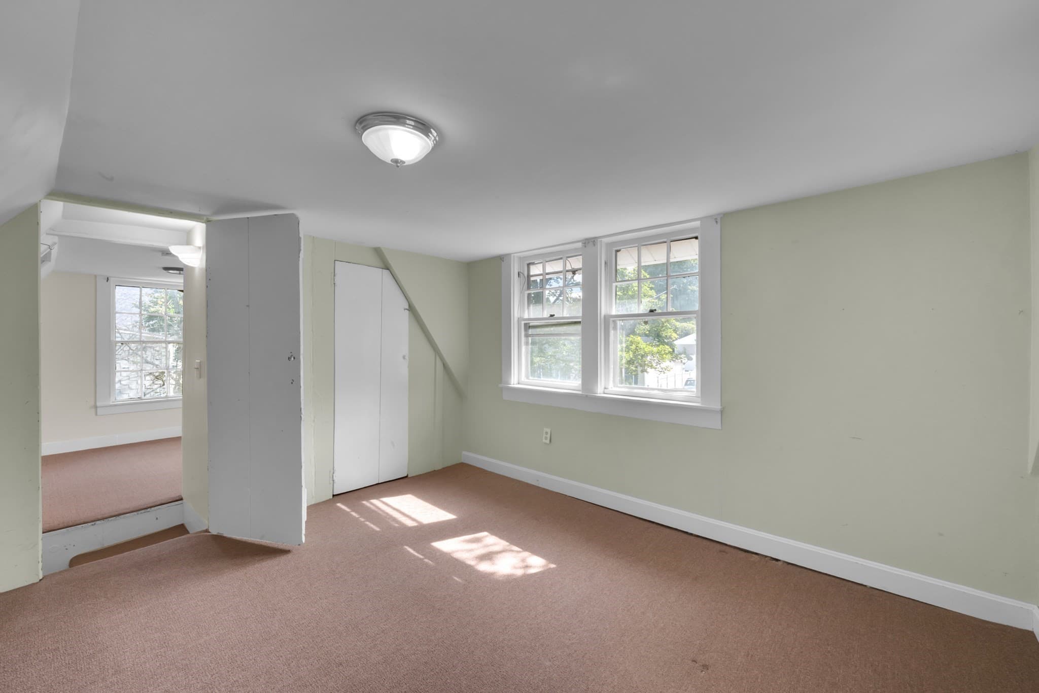 Single Family Residence at 3 Fullam Hill Rd, North Brookfield MA 01535, photo 14 of 16