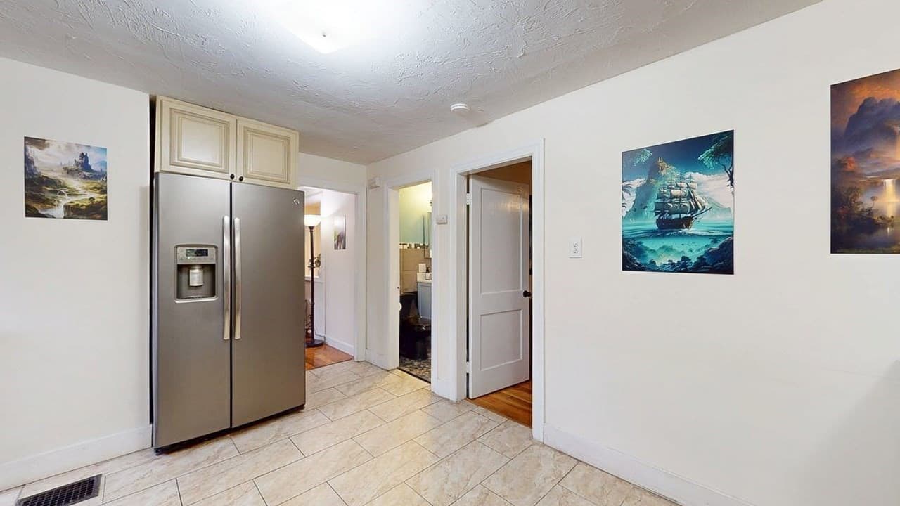 Single Family Residence at 4 Pomona Rd, Worcester MA 01602, Worcester, photo 10 of 37